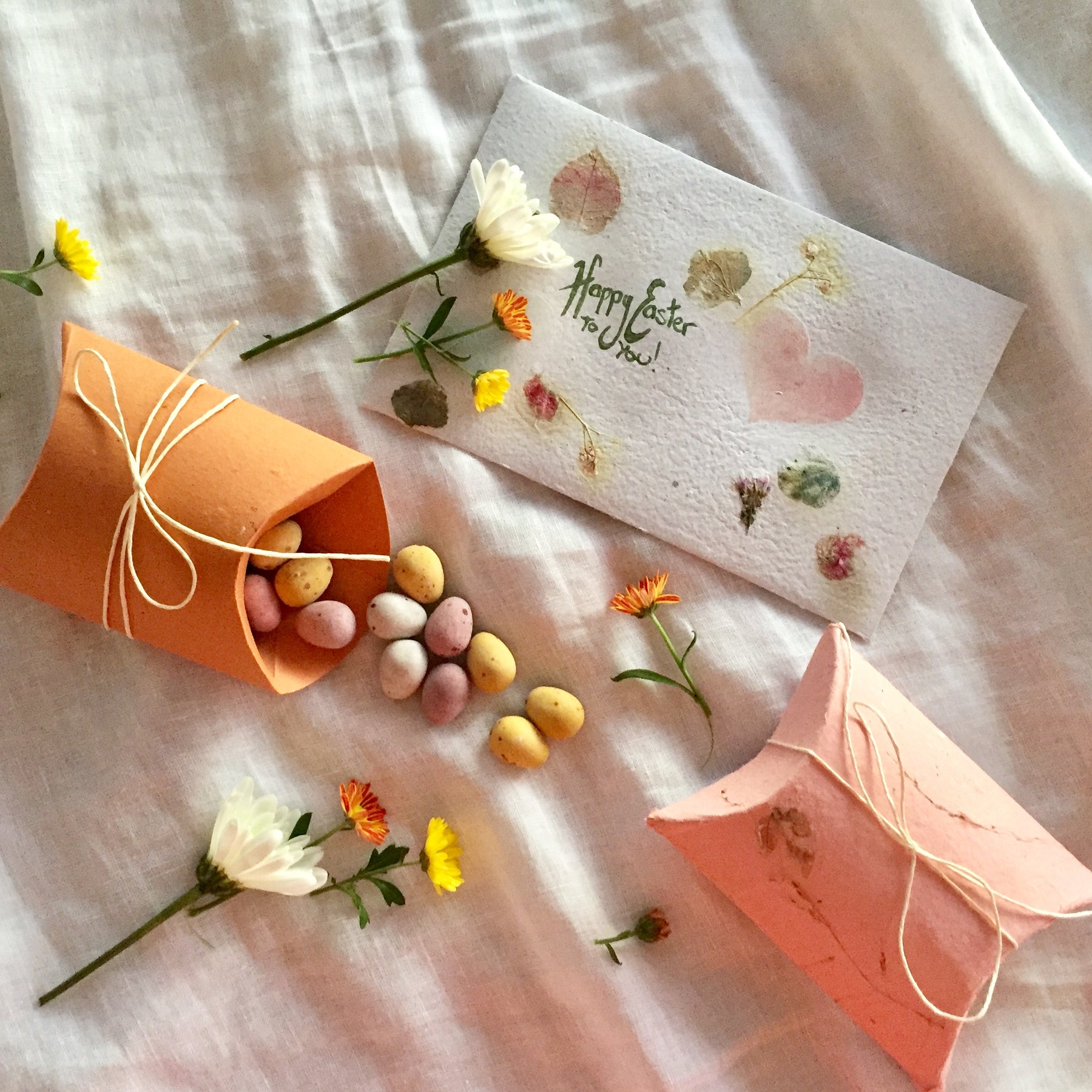 Handmade Paper (Bundle of 4 with Wax Seal) Pillow Boxes - Perfect for Easter Eggs and gifts.