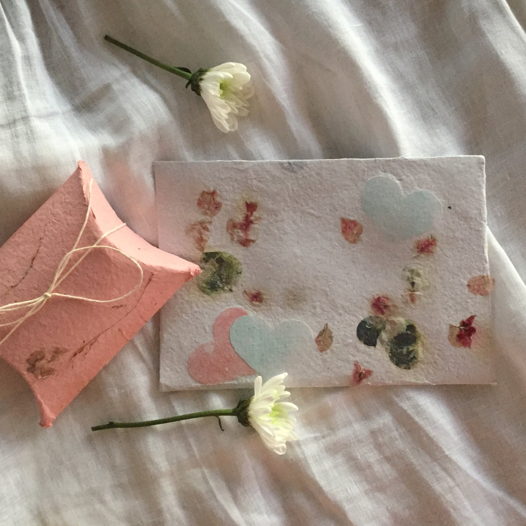 Handmade Paper (Bundle of 4 with Wax Seal) Pillow Boxes - Perfect for Easter Eggs and gifts.