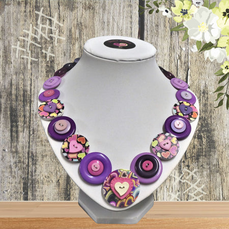 Button necklace - Purple Hearts
