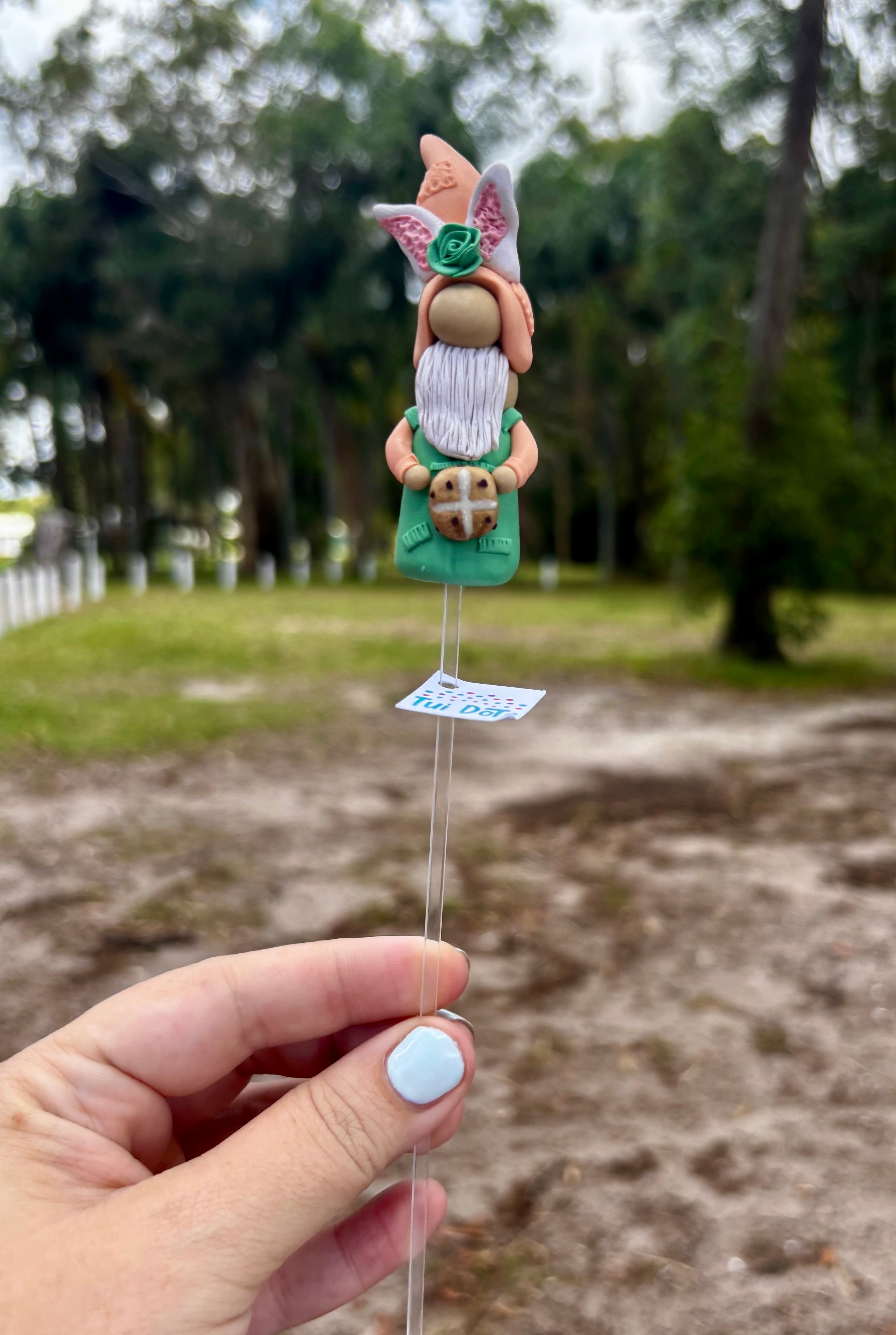 Tiny Gnome - Easter - Benjamin Bunny