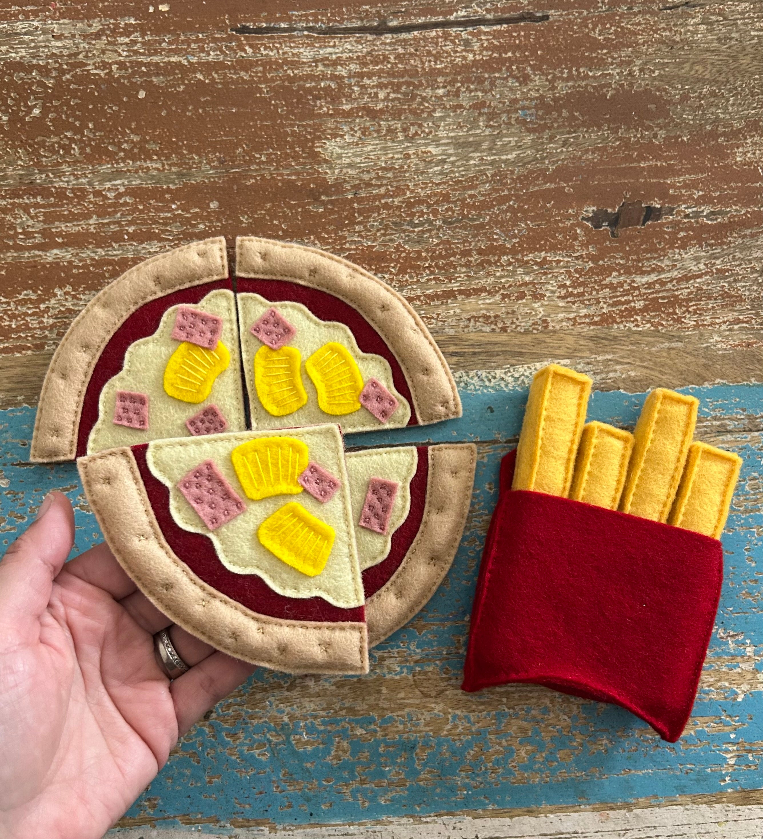 Easy dinner, pizza and fries bundle, felt play food