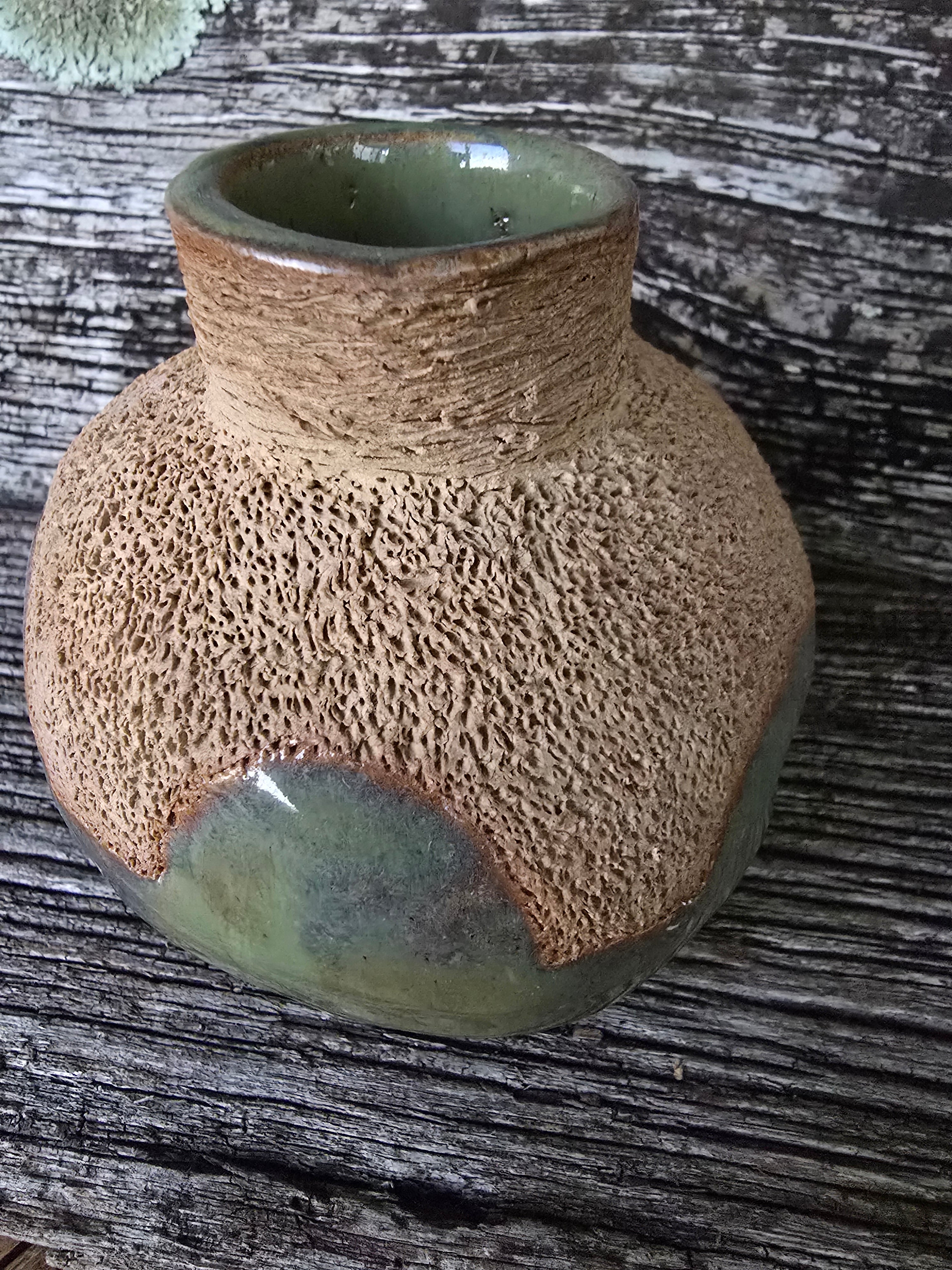 Rockpool series vase