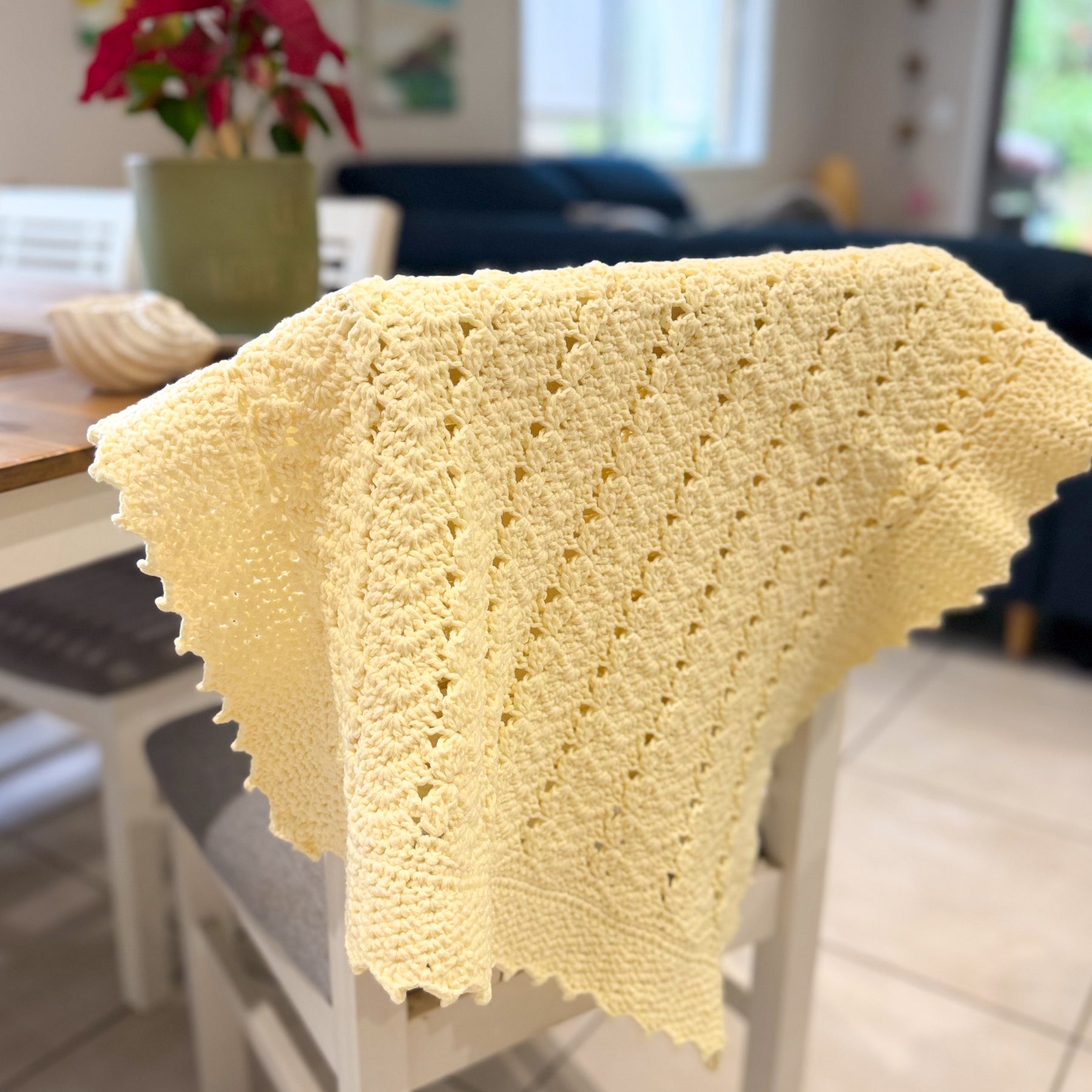 #048 Feather and Dew Drops Baby Blanket