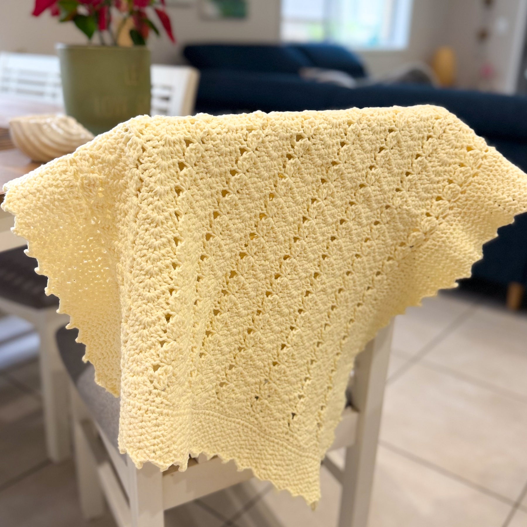 #048 Feather and Dew Drops Baby Blanket