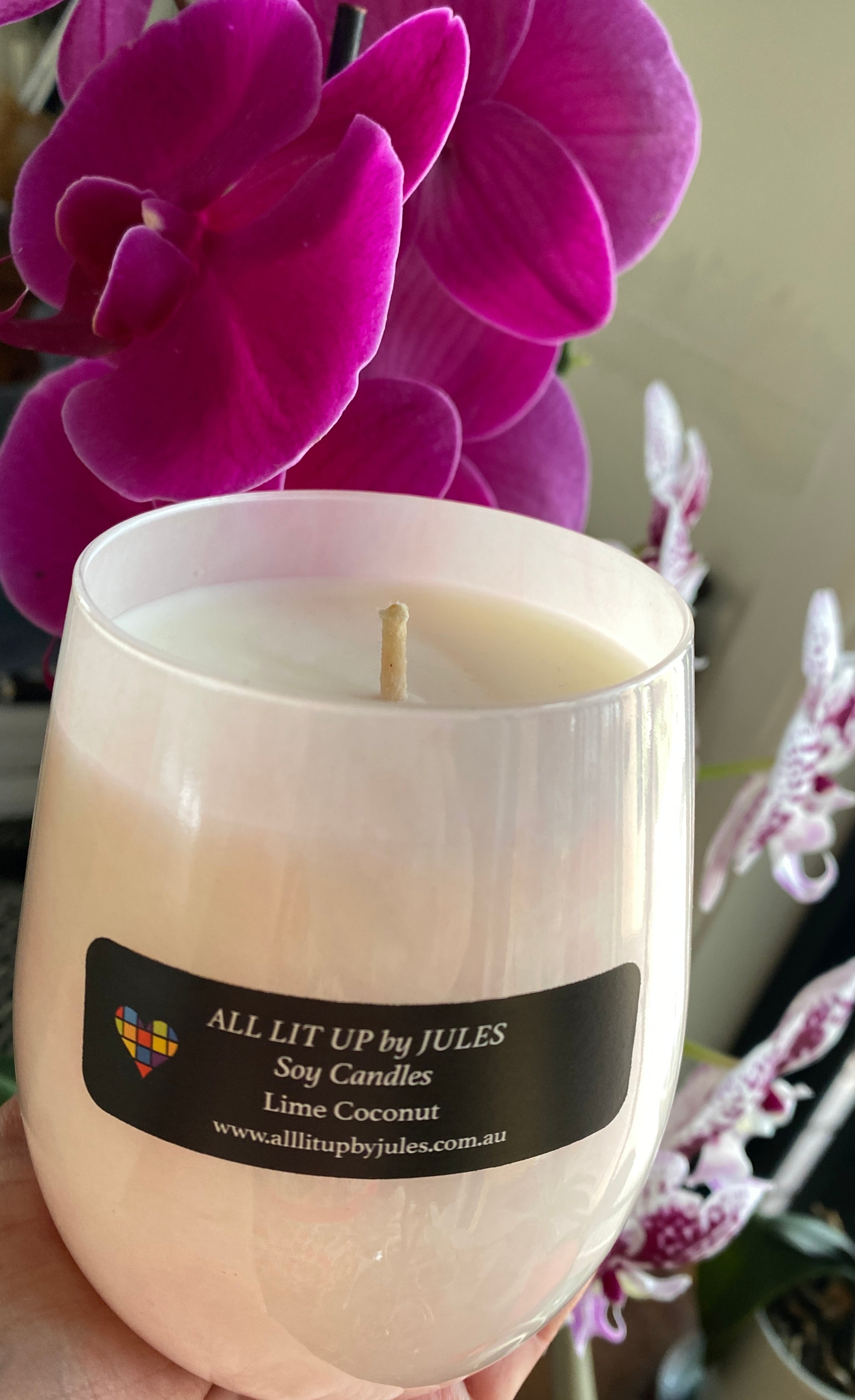 Pale Pink Marble look Glass with Lime Coconut Fragrance