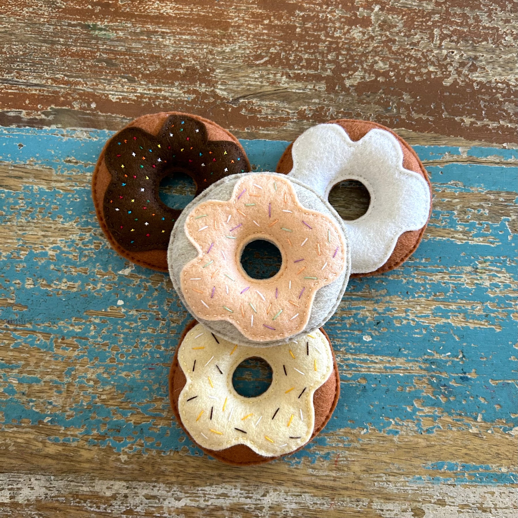 Set of 4 donuts, peach, ready to post, play food, play kitchen, felt food