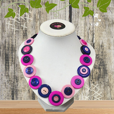 Button necklace - Inky Pinky