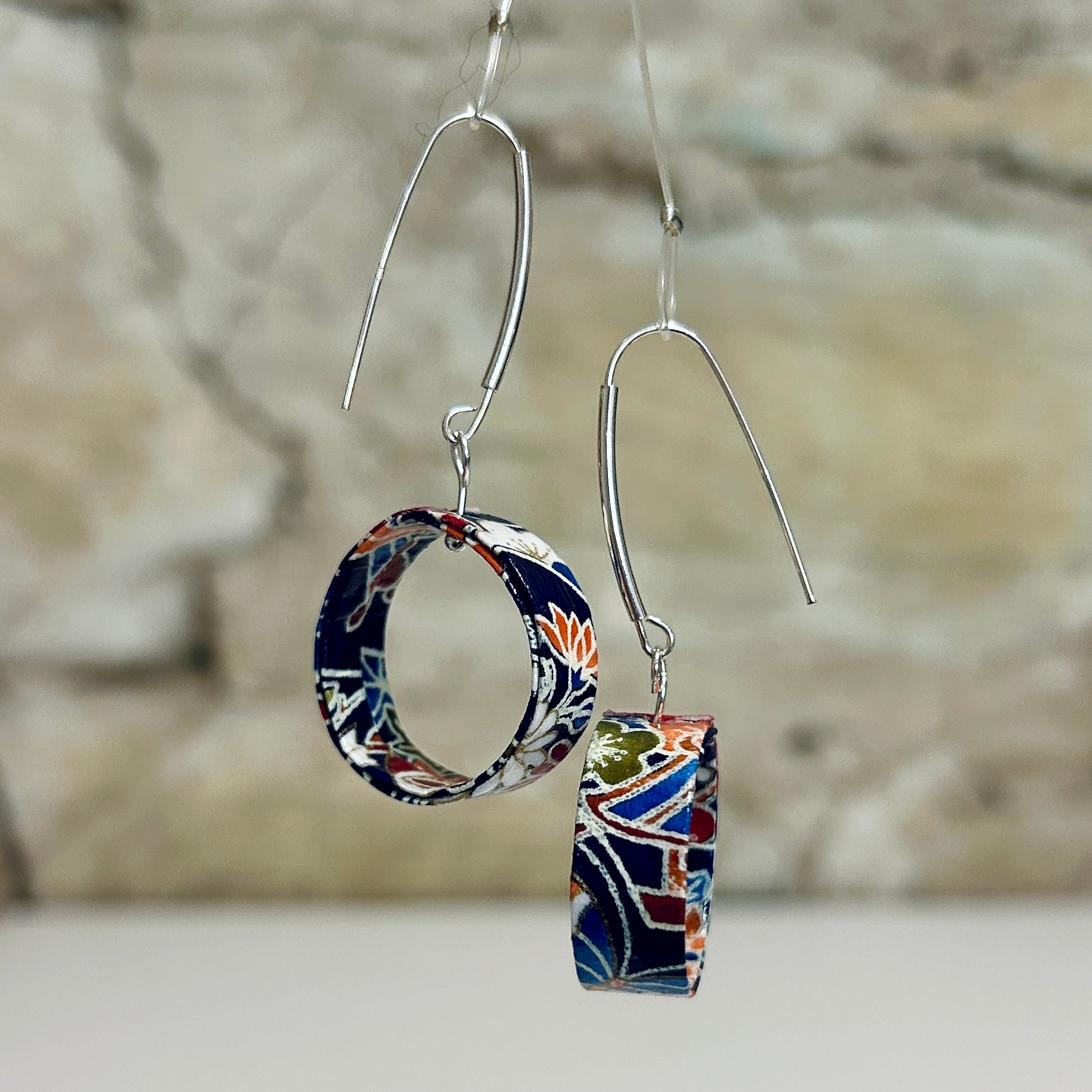 Navy Blue Red White Hoop Style Earrings: Dia. 2.5cm x L5.5cm
