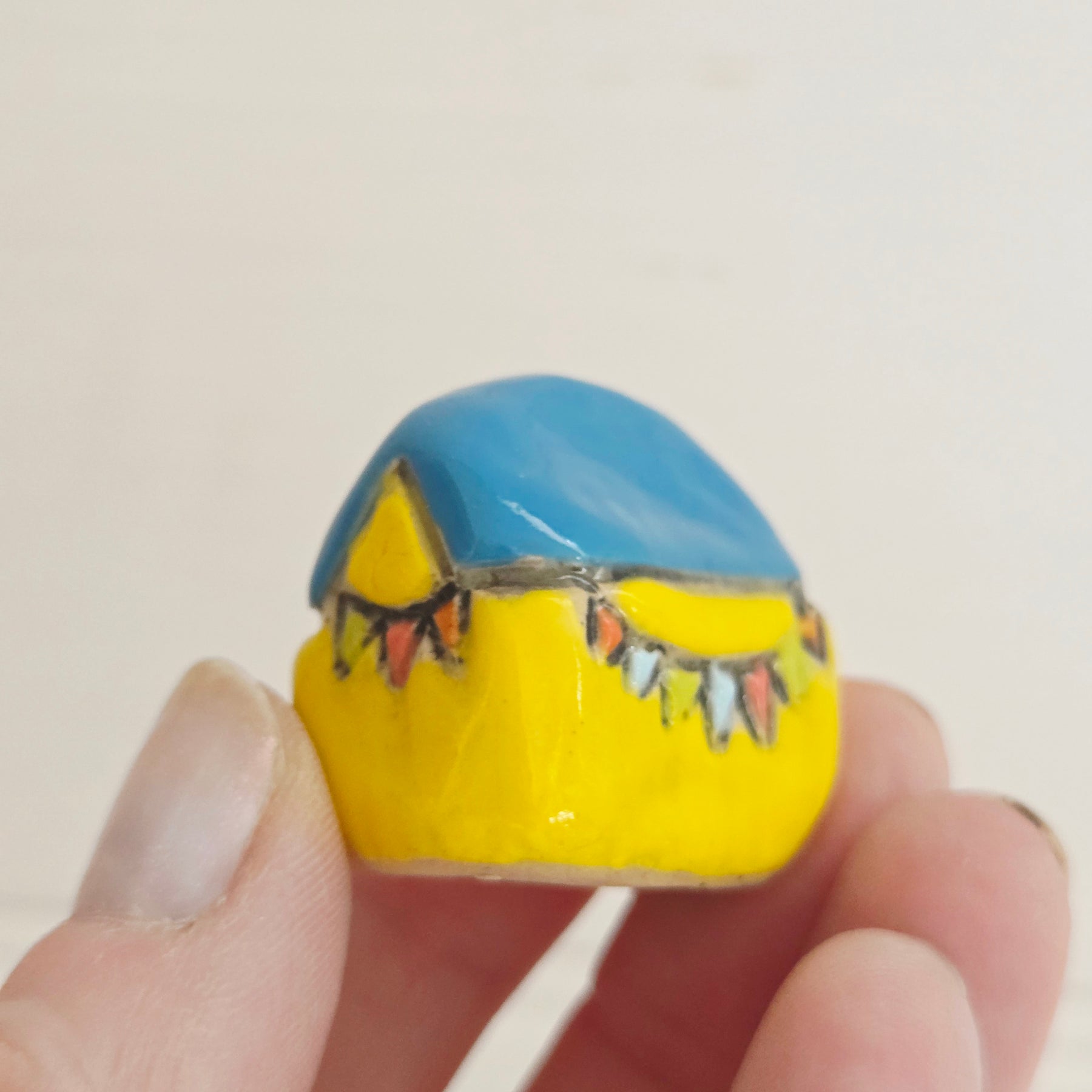 Set of 5 Tiny Ceramic Bathing Boxes