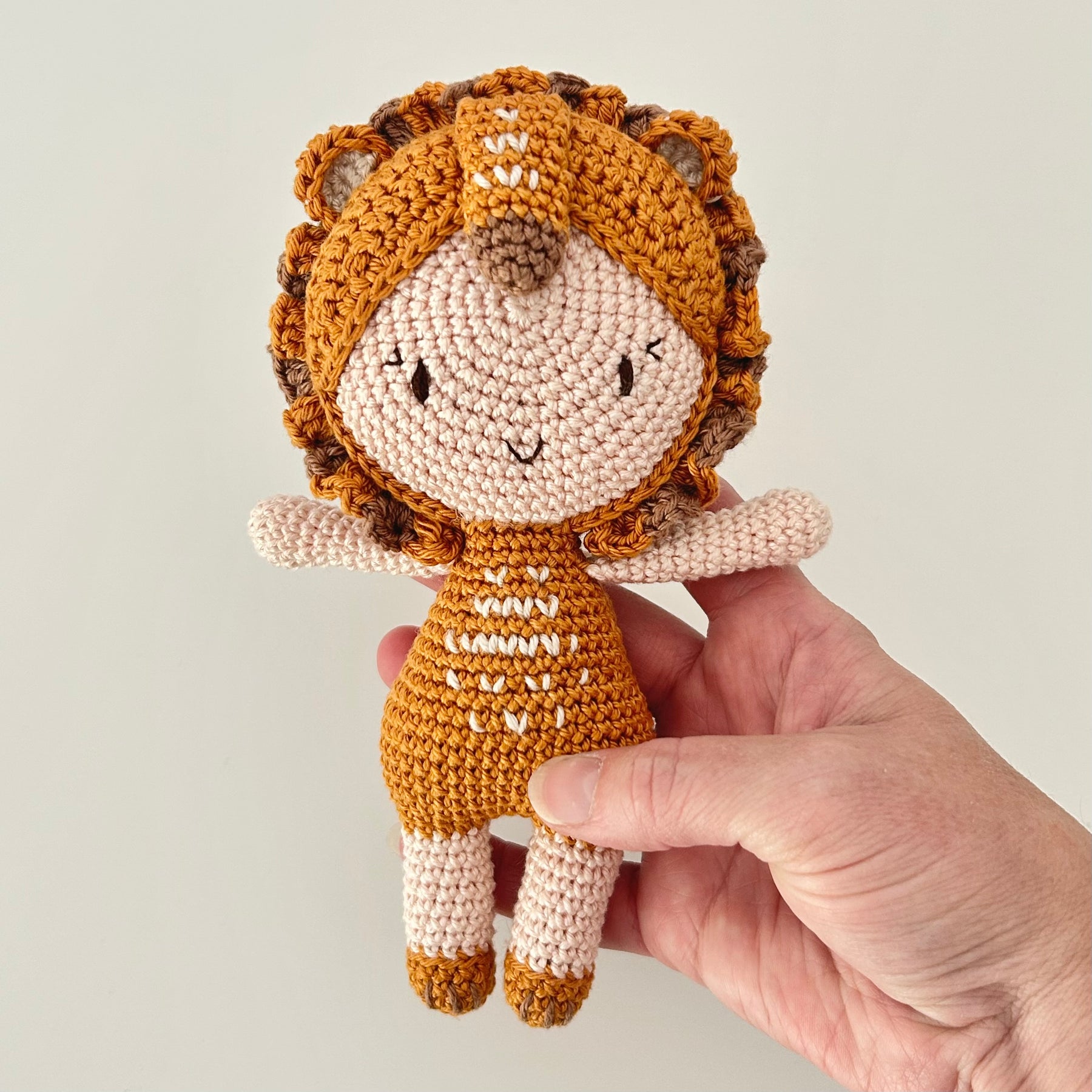 Lion | Crochet Doll | 19cm | Ready to Ship