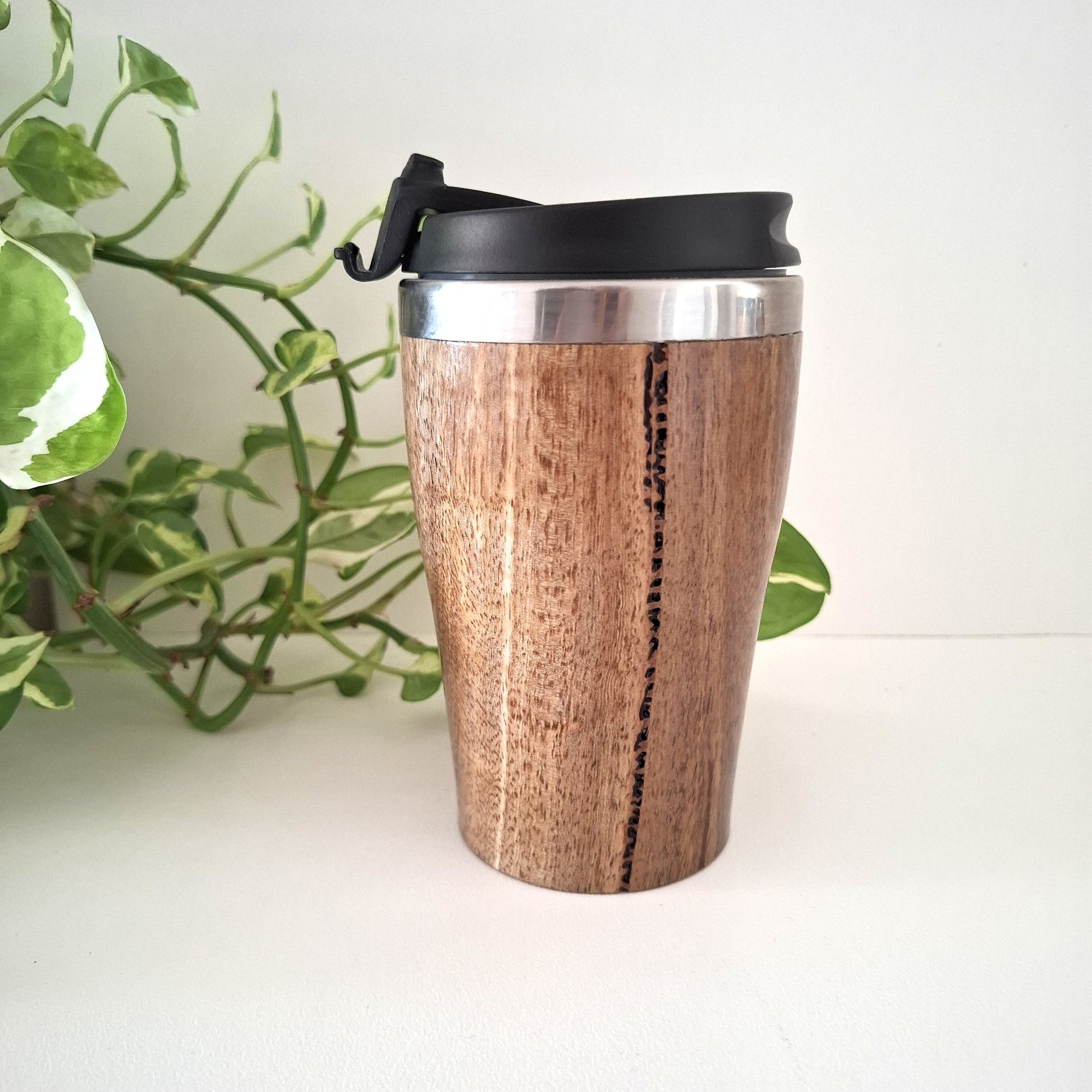 Handmade Wooden Travel Mug: Insulated Eco-Friendly Coffee Tumbler