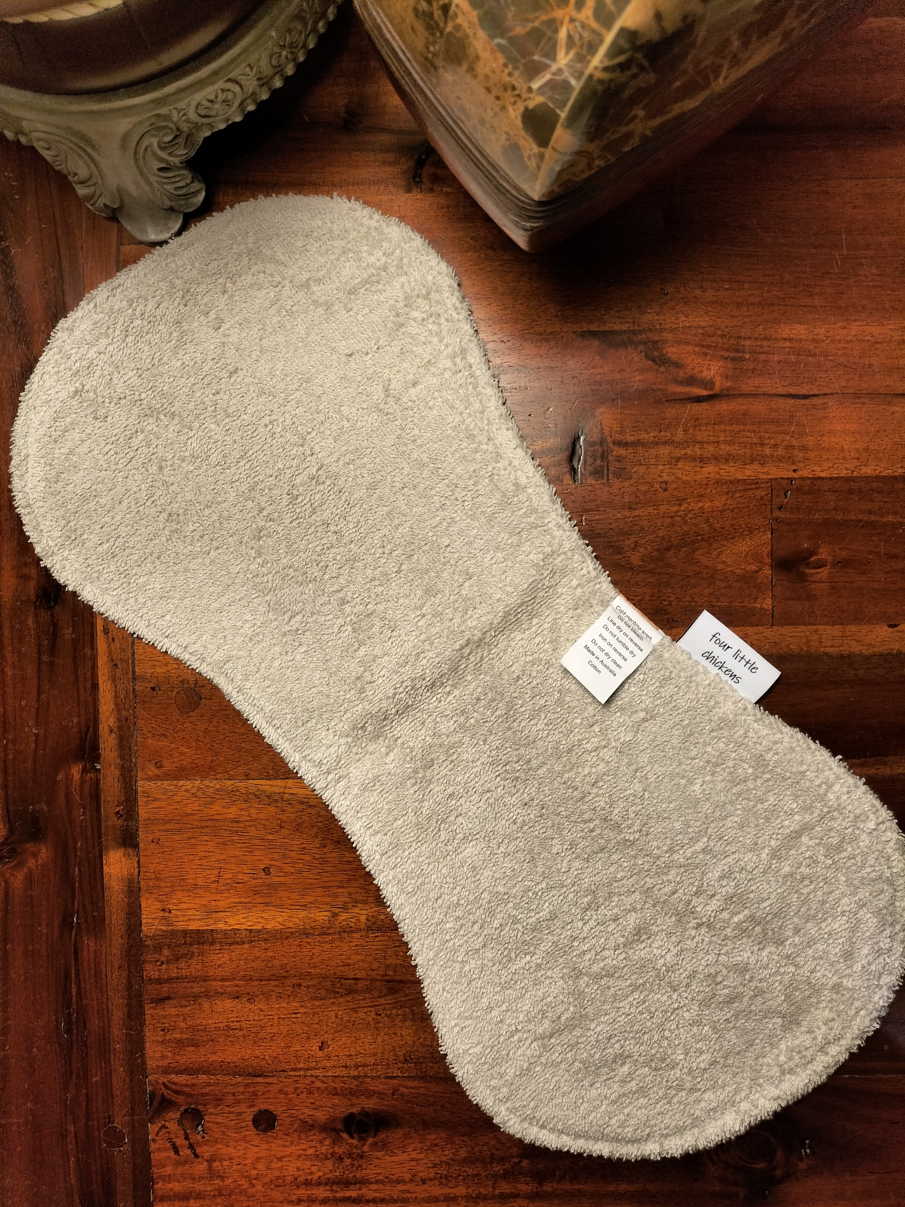 GROOVY CATS BURP CLOTH WITH STONE TOWELLING
