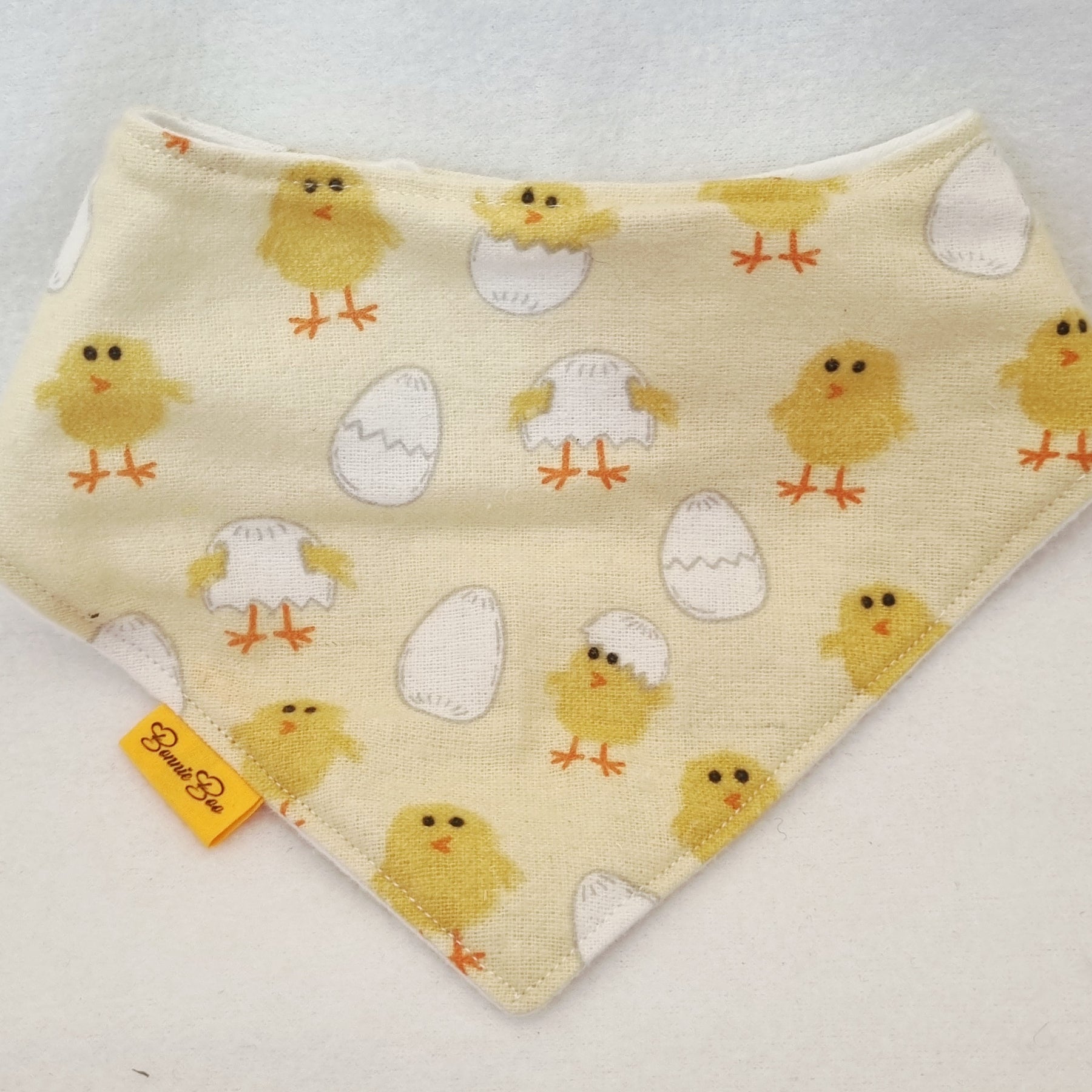 Handmade – Little Yellow Chicken - 4-piece Baby Shower set - BB04