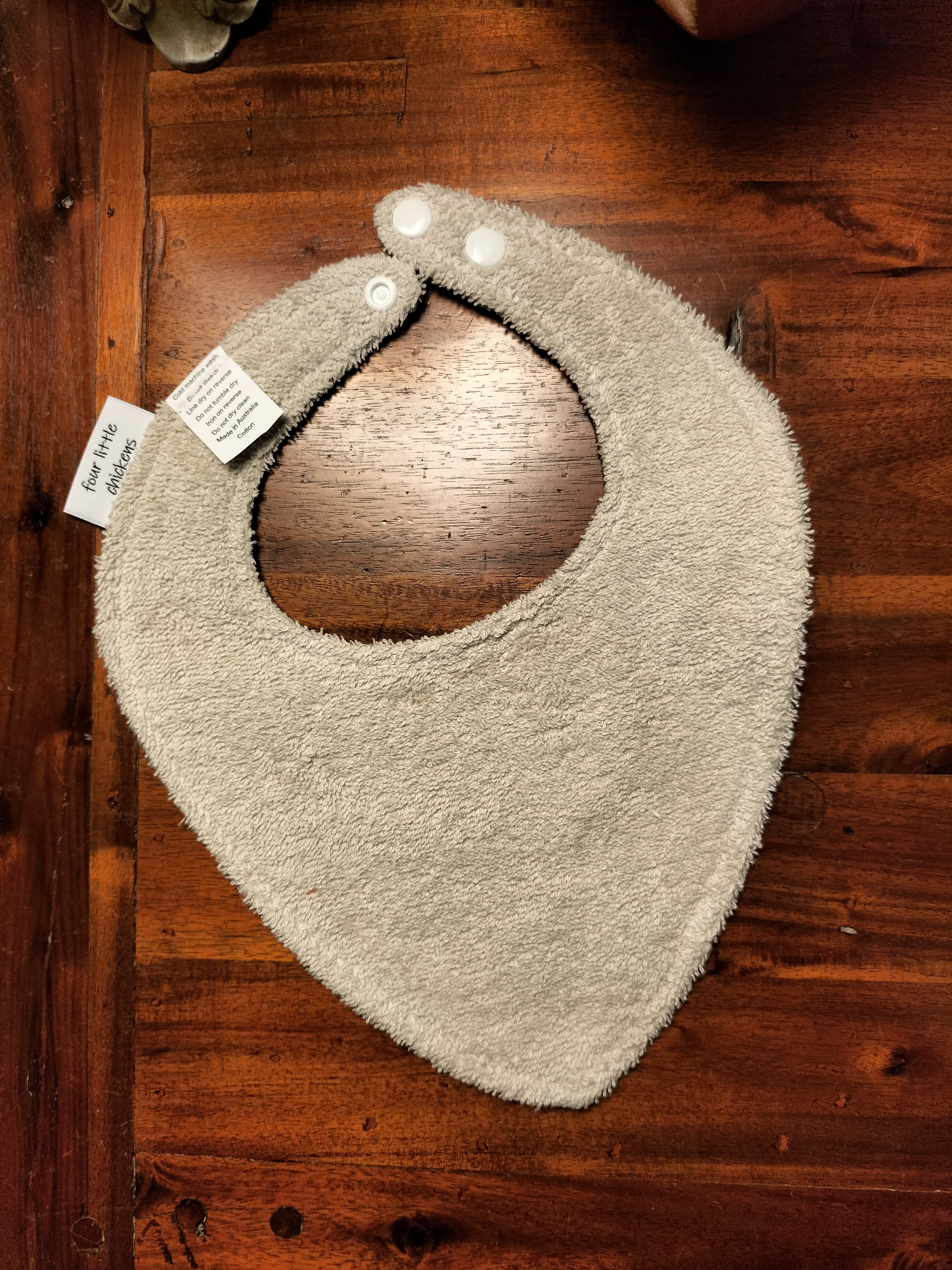 DIG TIME BIB
