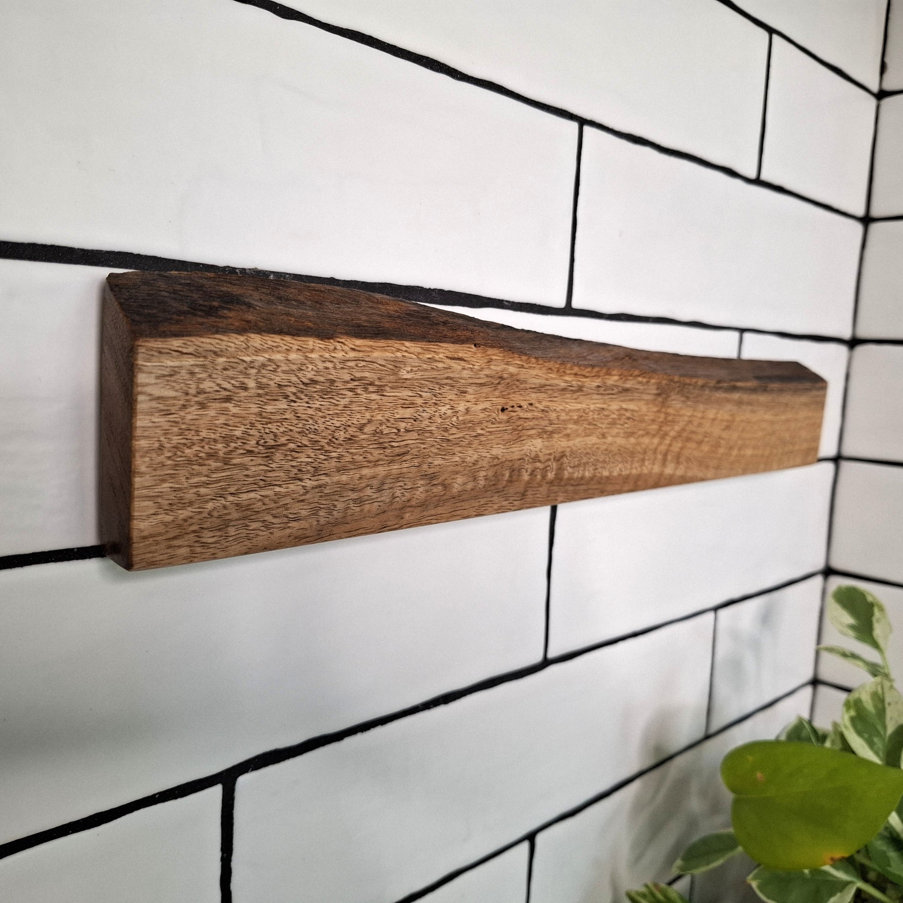 Handmade Wooden Magnetic Knife Holder: Wall-Mounted Kitchen Rack