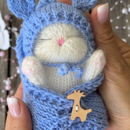 💙 White Sleeping Kitten in a Blue Blanket and a Bunny Beanie 💙
