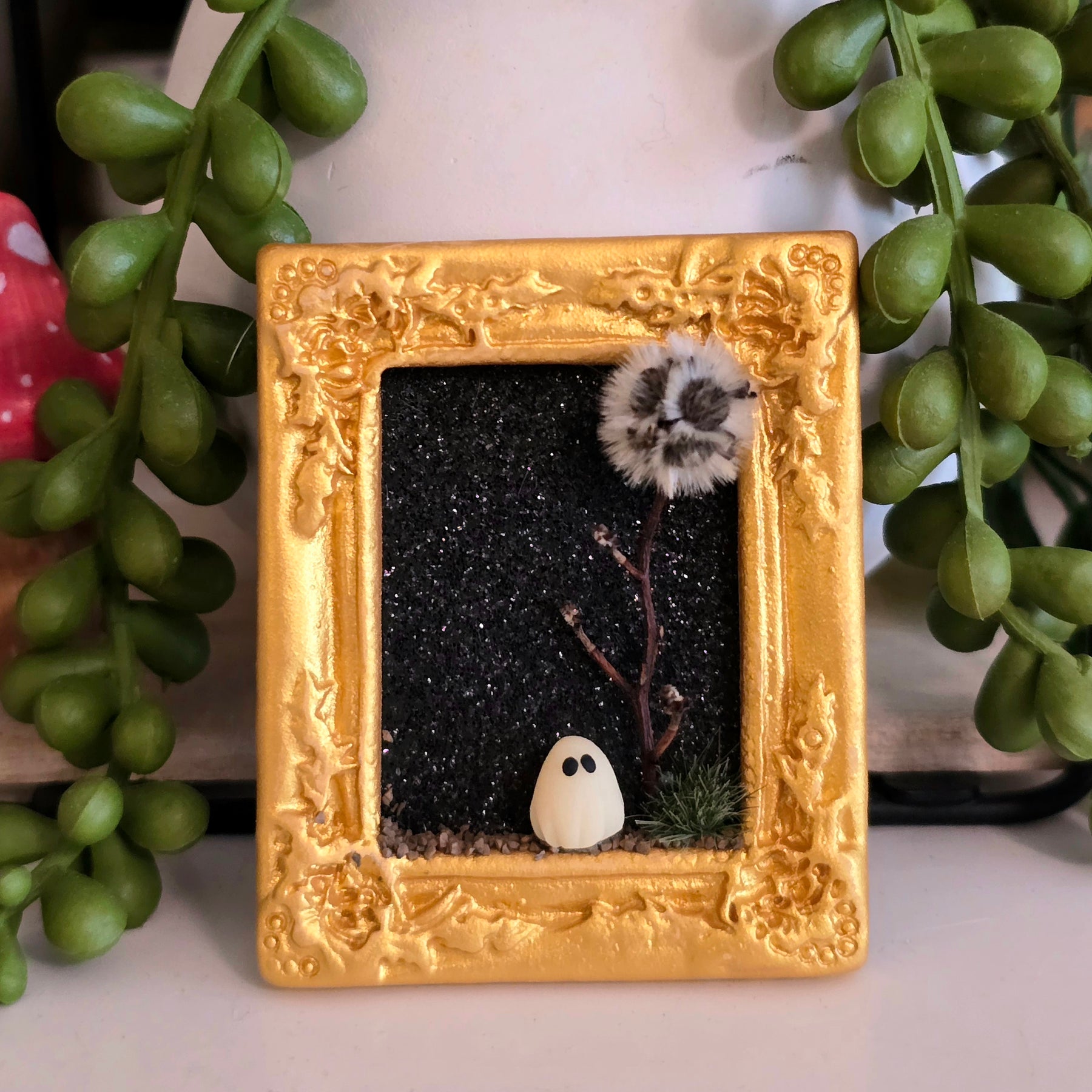 Glow-in-Dark Ghost Magnet | Mini Halloween Frame