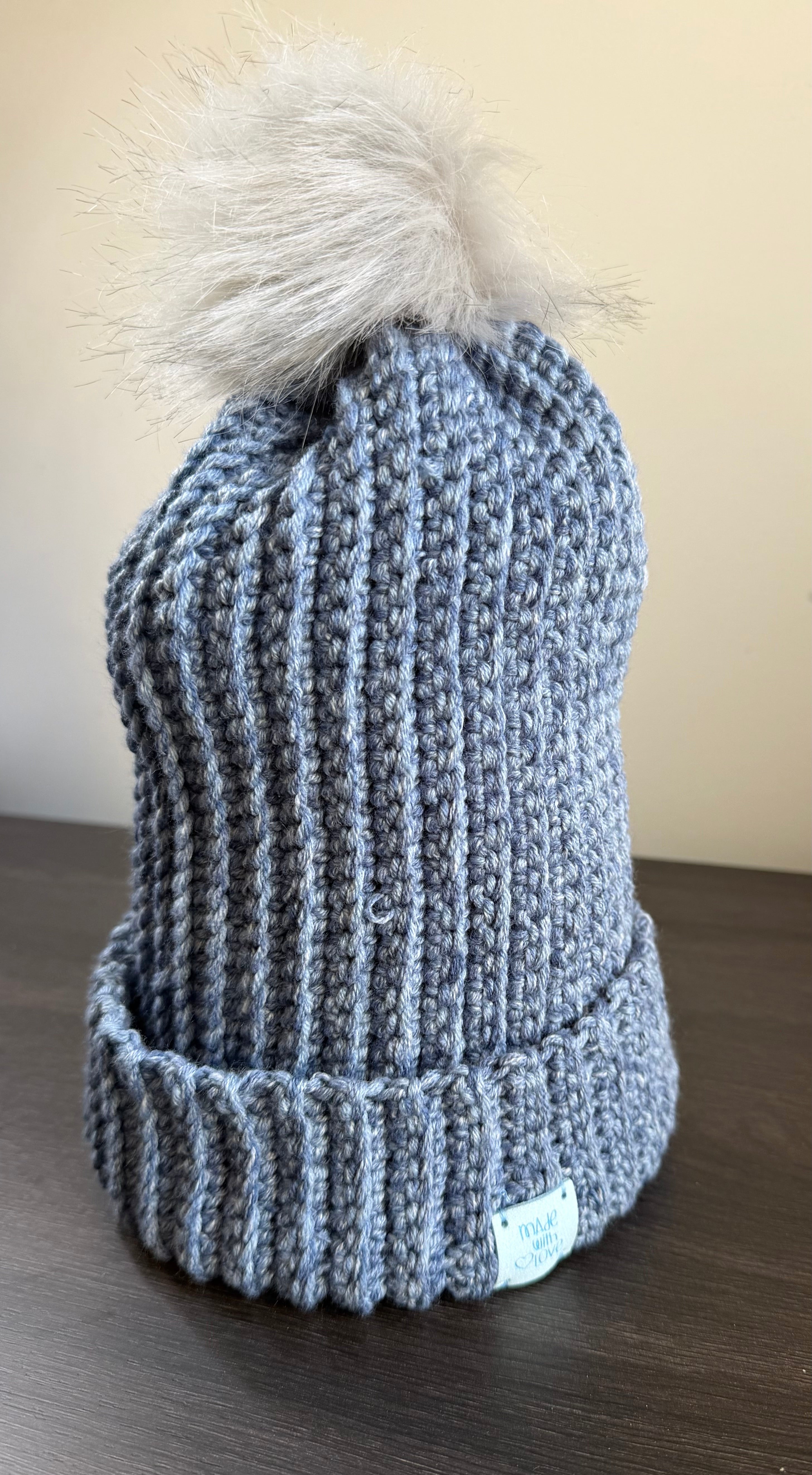 #114 Adult Beanie with faux fur bobble