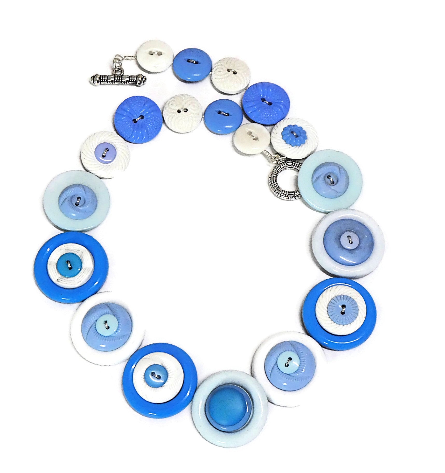Button necklace - Blue Skies