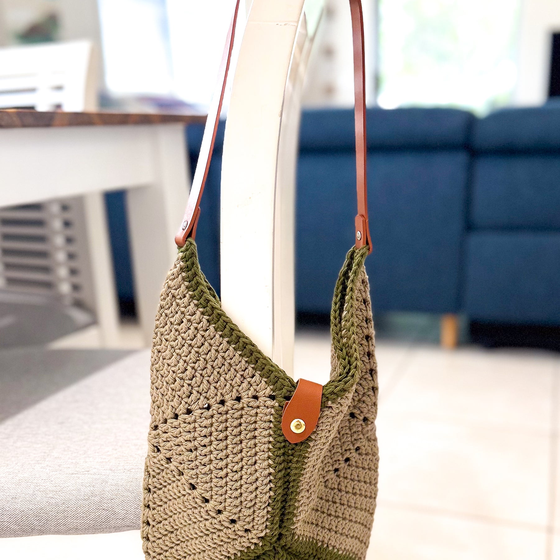 #103 Symmetry Bag with Faux Handle
