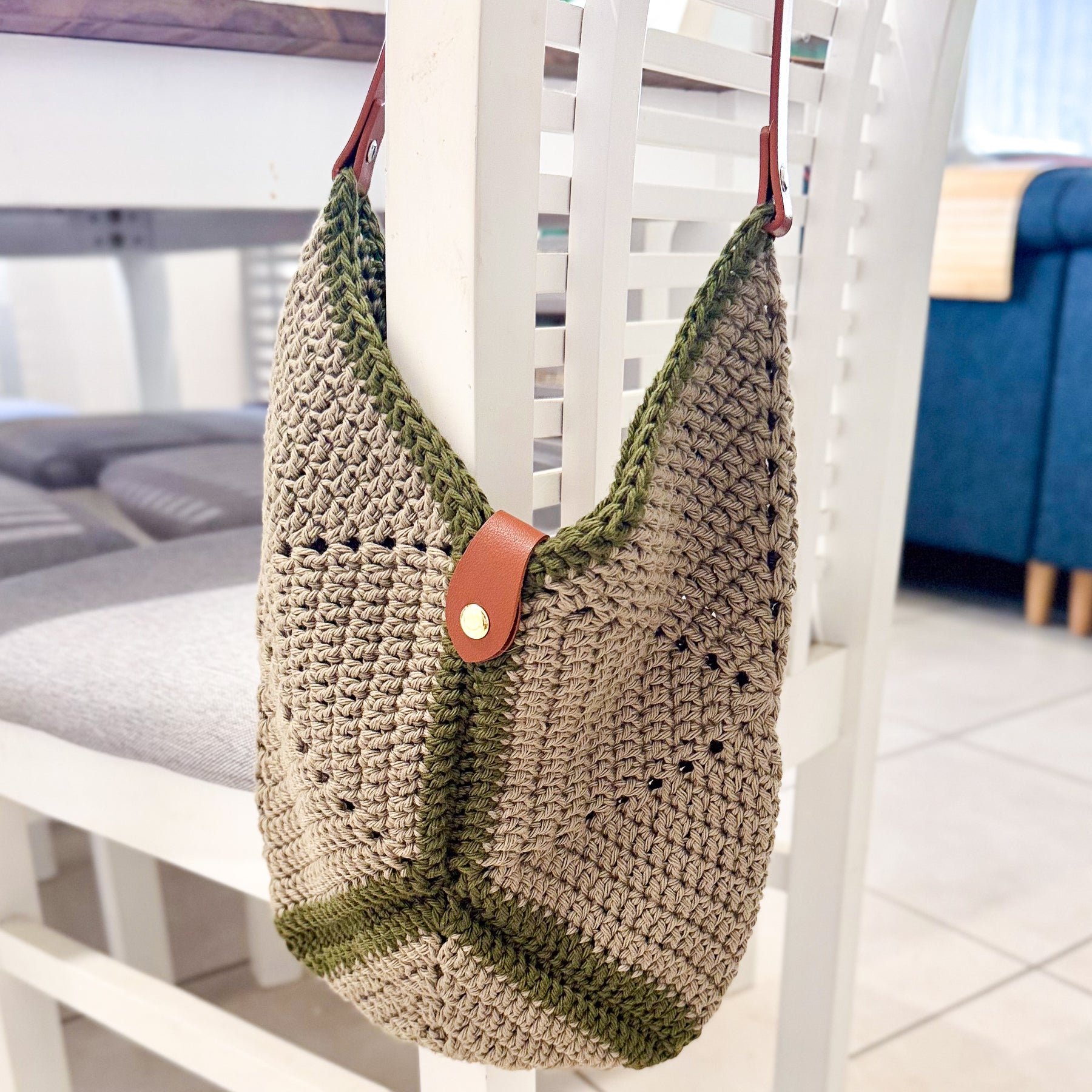 #103 Symmetry Bag with Faux Handle