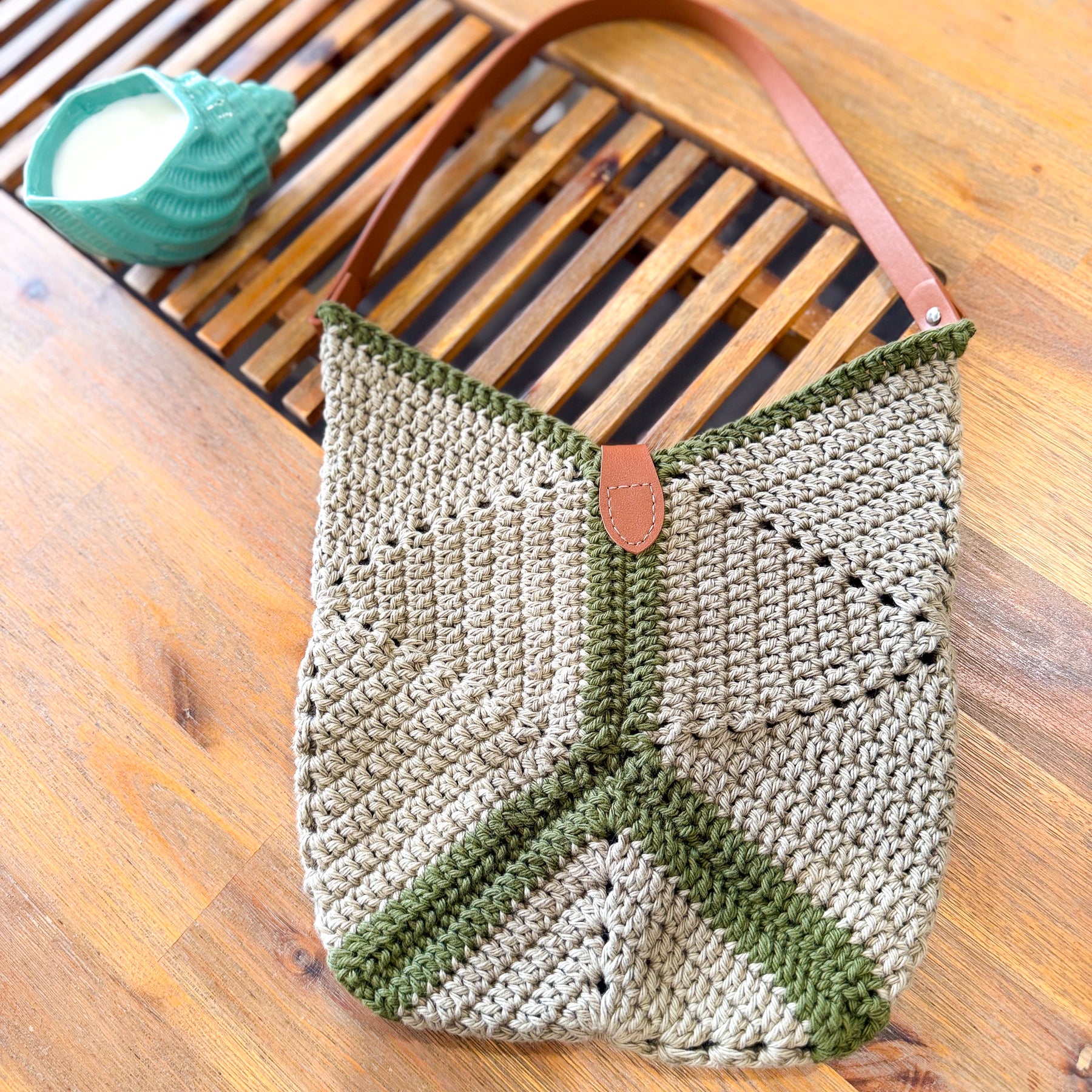 #103 Symmetry Bag with Faux Handle