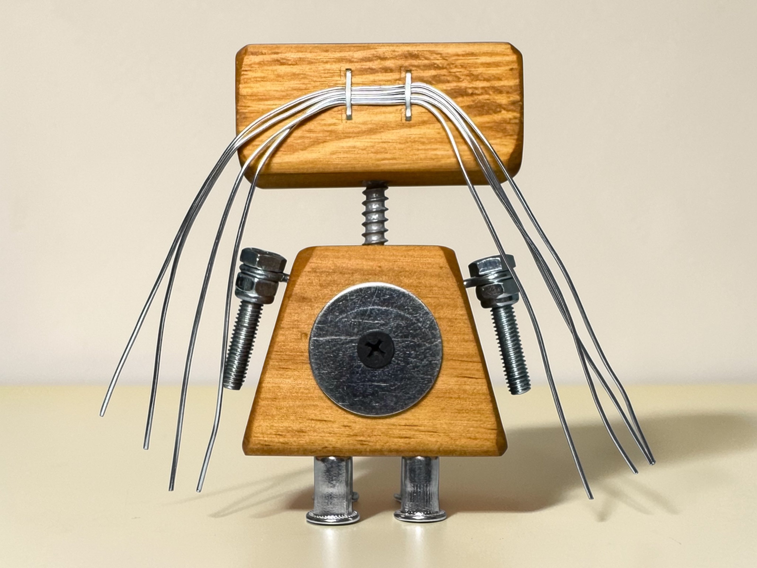 Alicia - Wooden Steampunk Robot