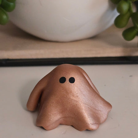 Shimmery Ghostie | Rose Gold Clay