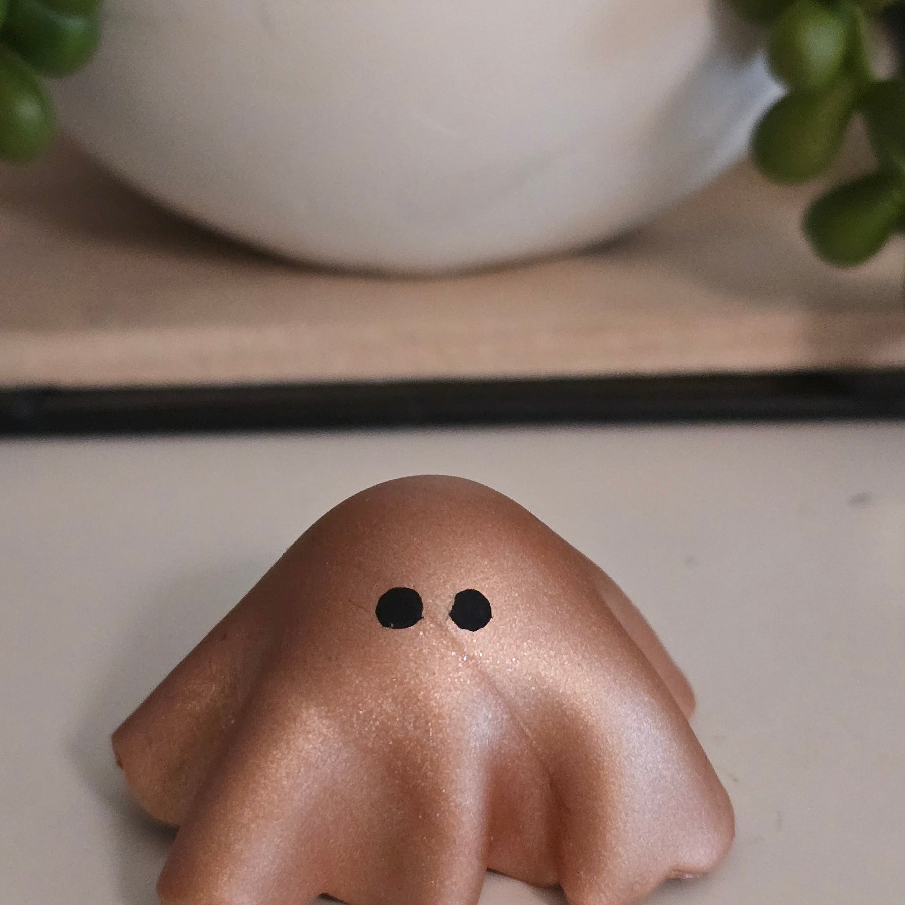 Shimmery Ghostie | Rose Gold Clay