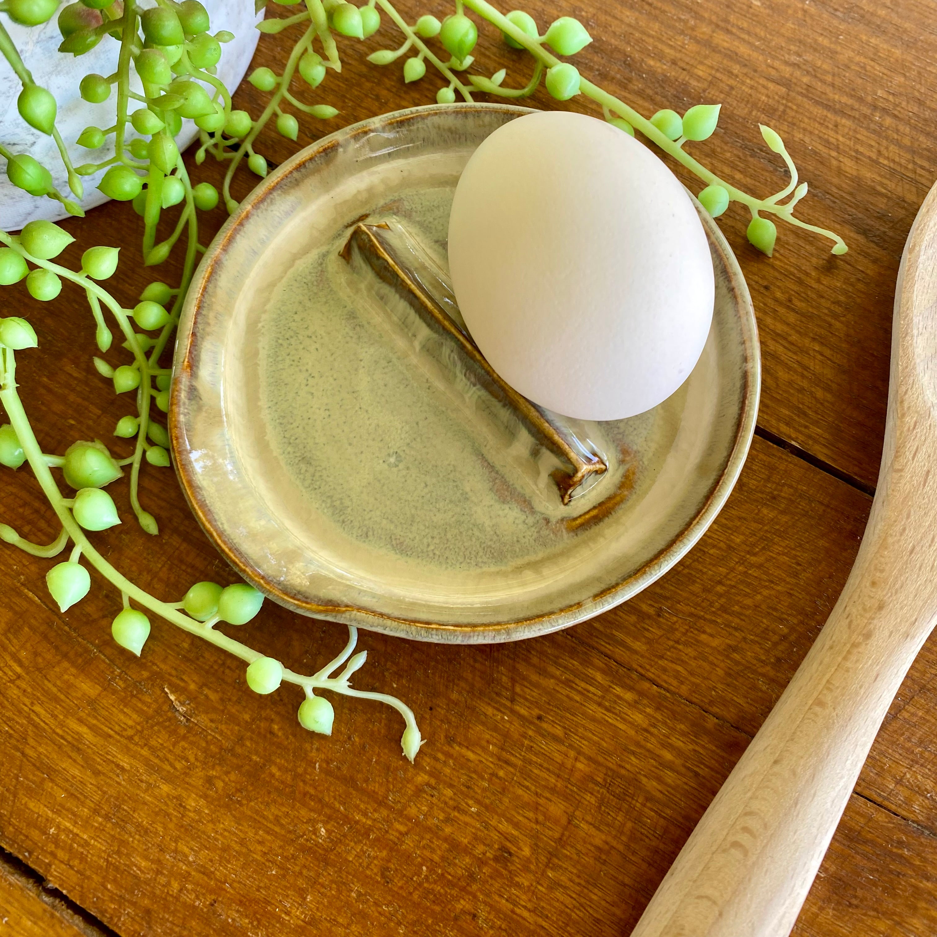 Handmade Ceramic Egg Cracking Plate|Spoon Rest|Handmade Pottery