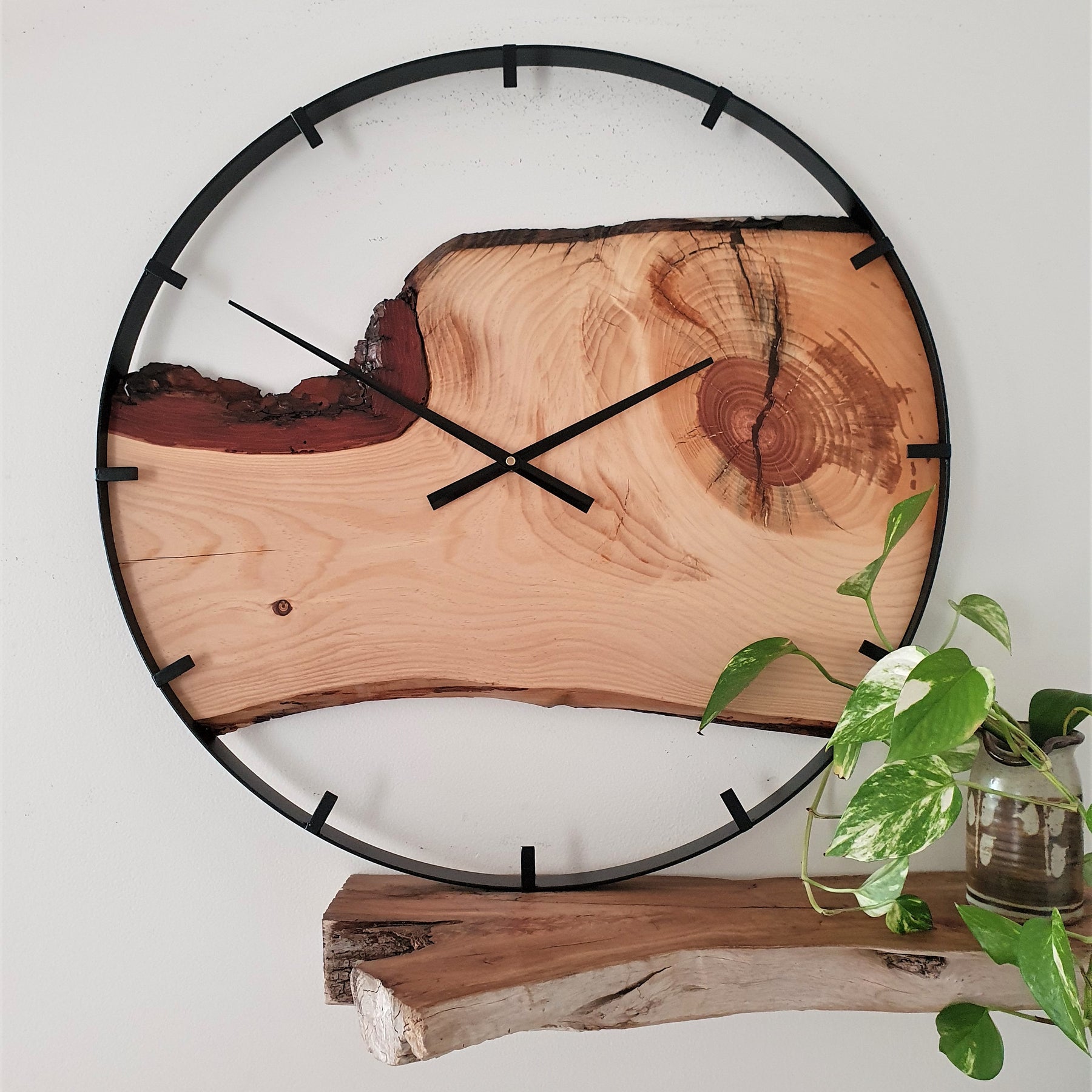 Custom Wooden Wall Clock, Australian Made Gift for 5th Wedding Anniversary, Personal Gift for Wedding , Statement present for Wood Lover
