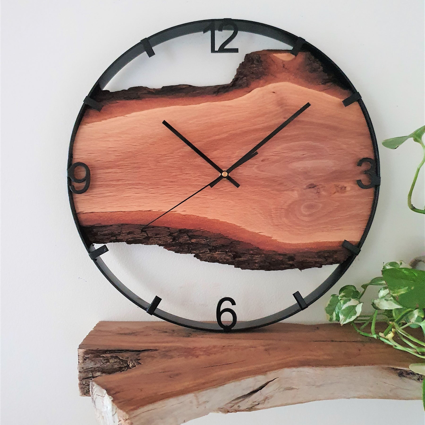 Custom Wooden Wall Clock, Australian Made Gift for 5th Wedding Anniversary, Personal Gift for Wedding , Statement present for Wood Lover