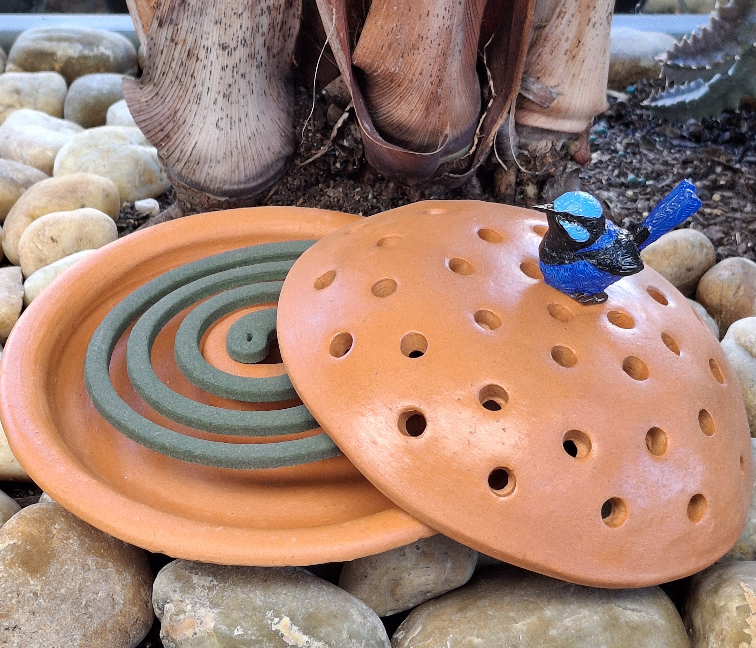 Mosquito Coil Holder Blue Wren