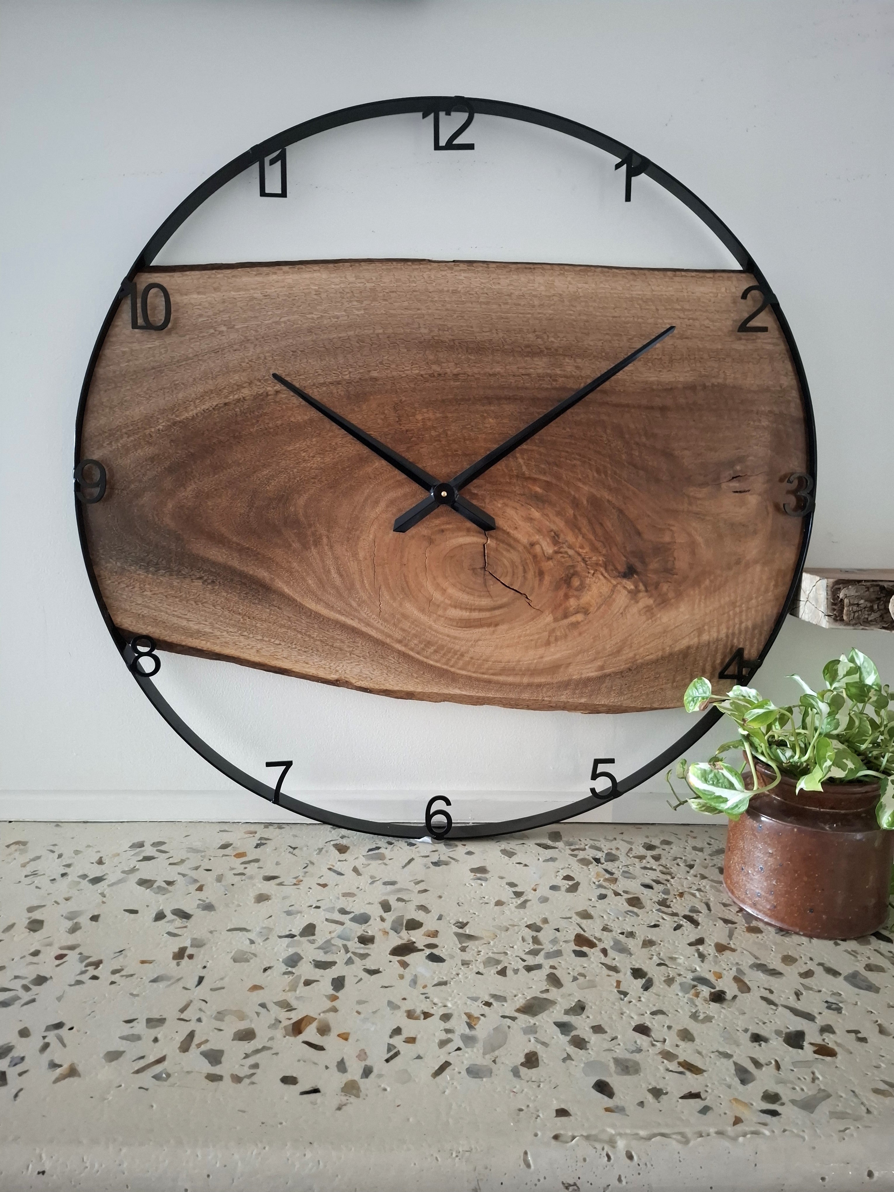 Custom Wooden Wall Clock, Australian Made Gift for 5th Wedding Anniversary, Personal Gift for Wedding , Statement present for Wood Lover