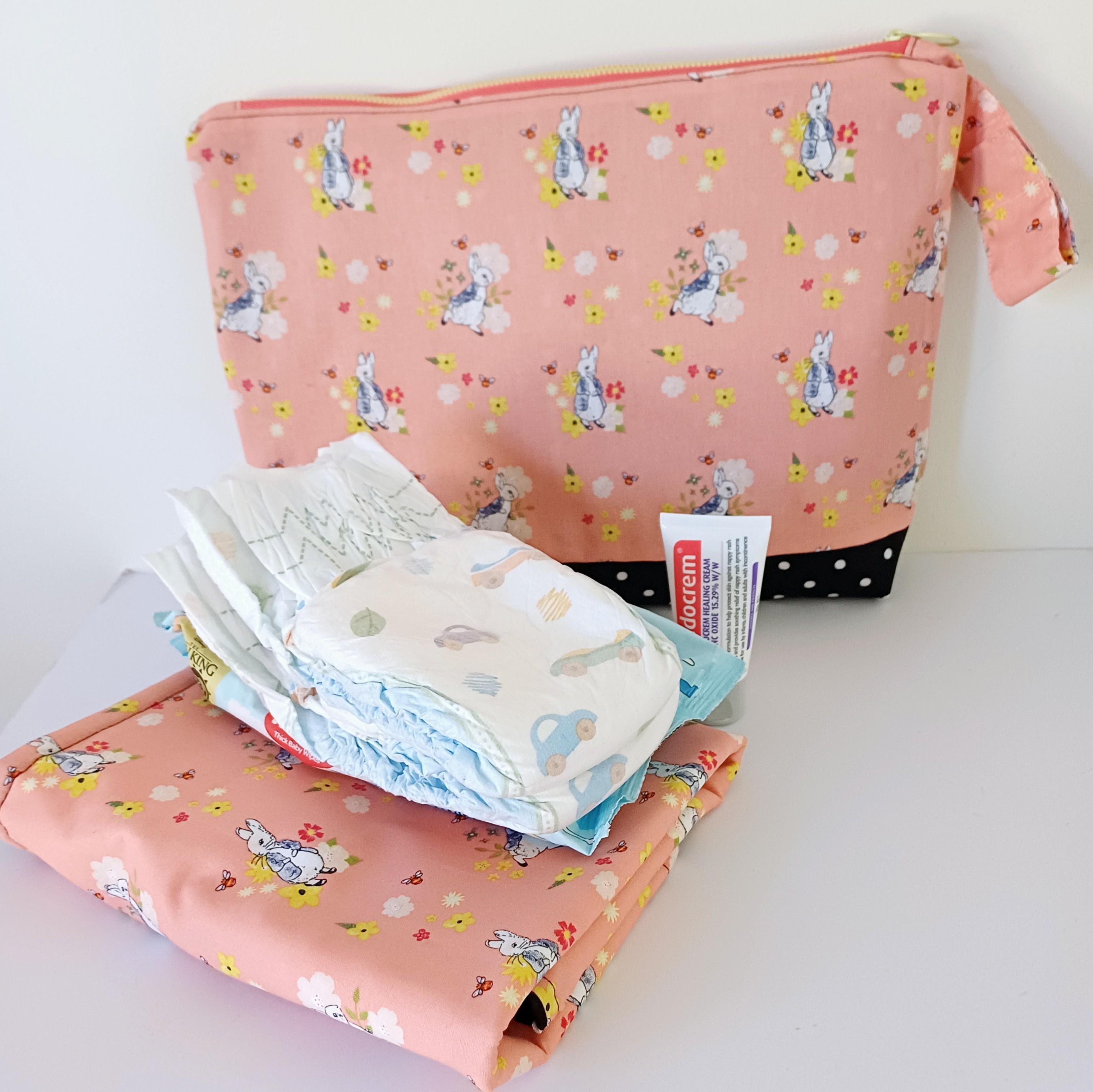 Small Change Mat - Large Zipper Pouch