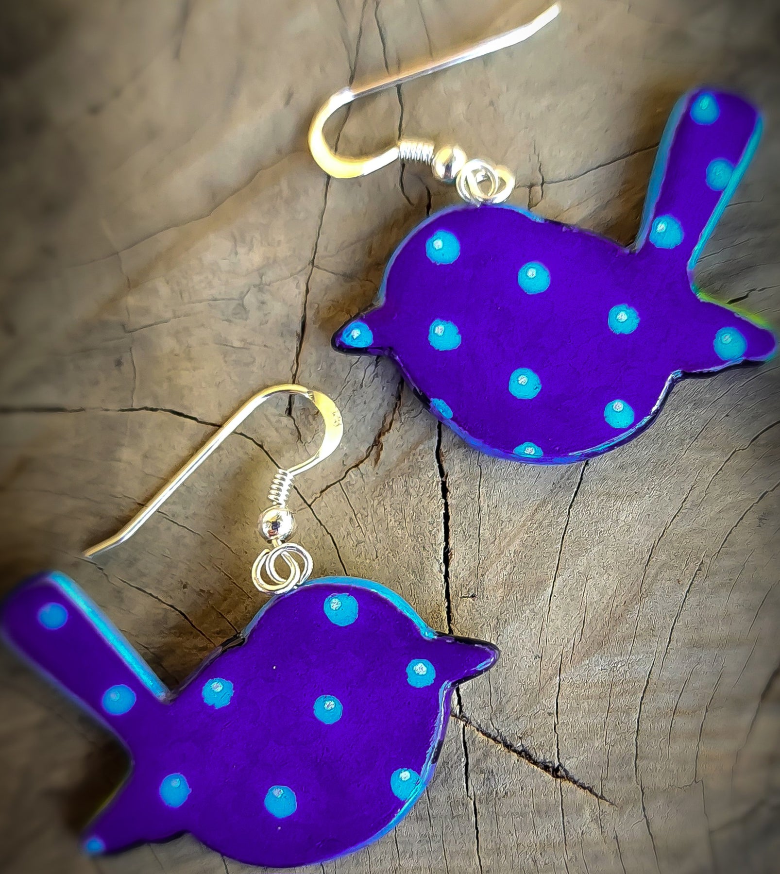 Fairy-wren earrings, sterling silver, handpainted, handcarved