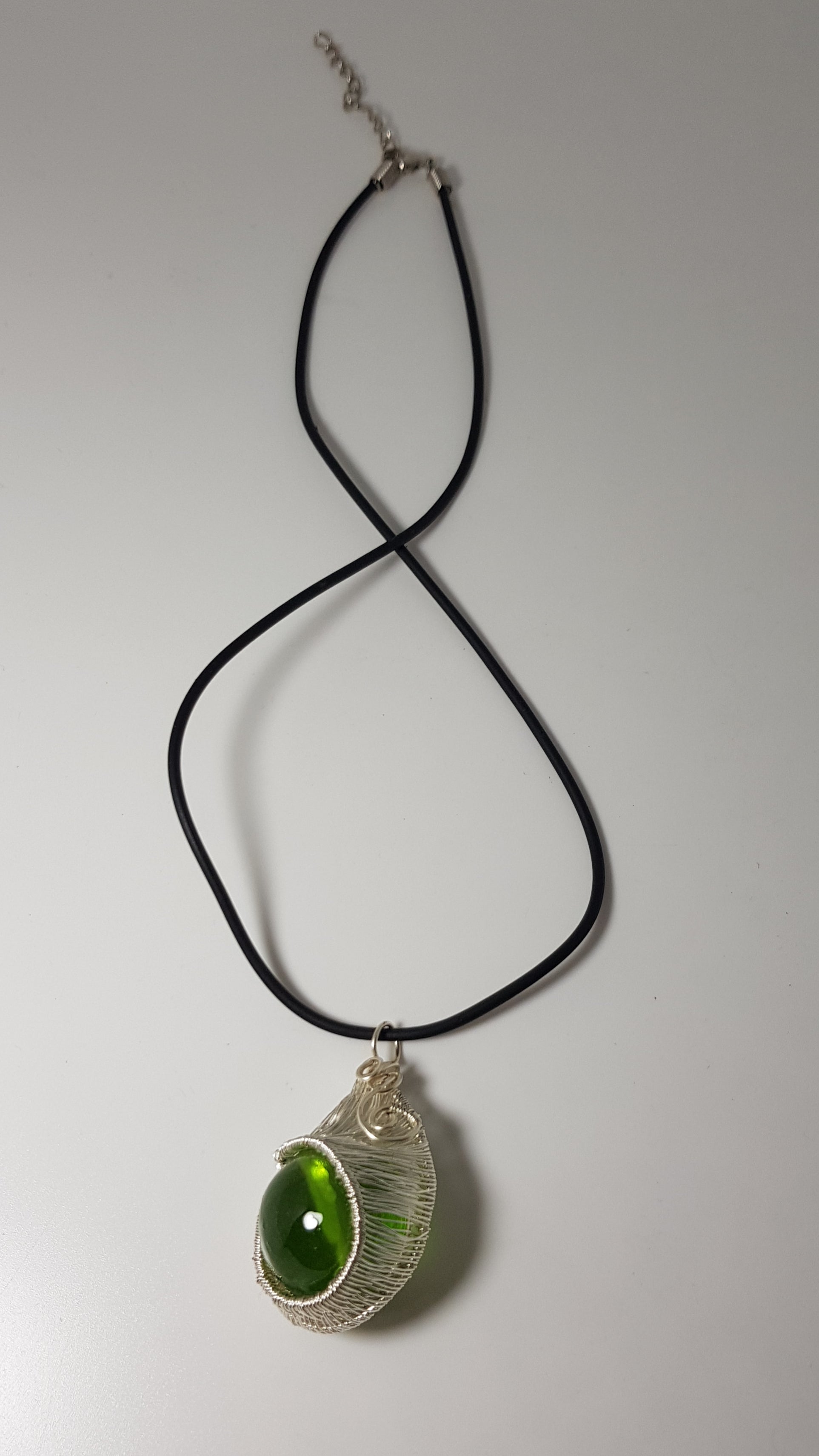 Green silver wrapped Pendant  (12 AM/N)