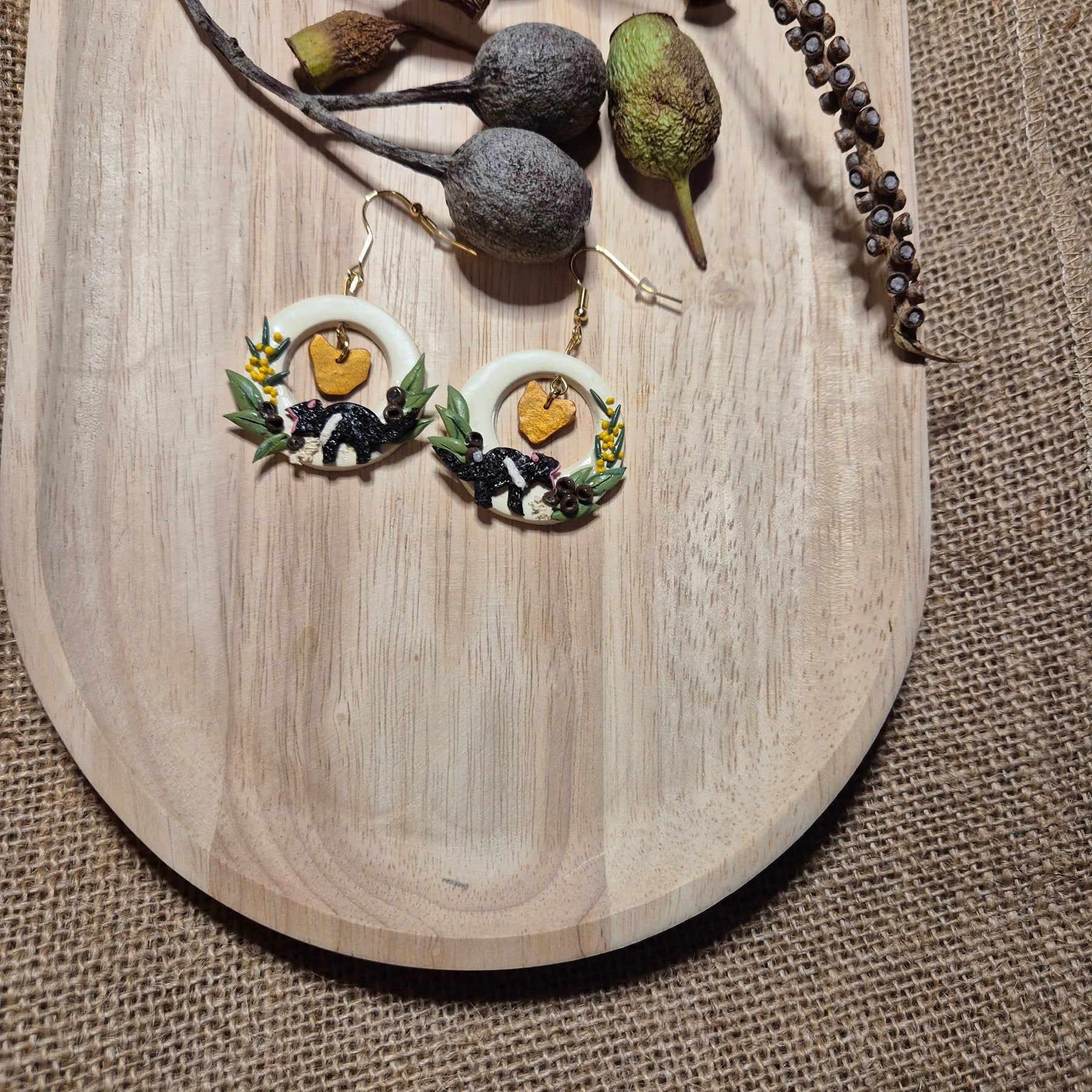 Devil in Tasmania Dangle earrings