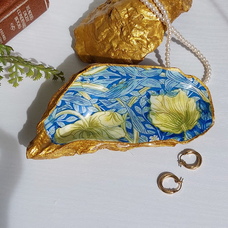 XL real oyster shell William Morris blue Pimpernel