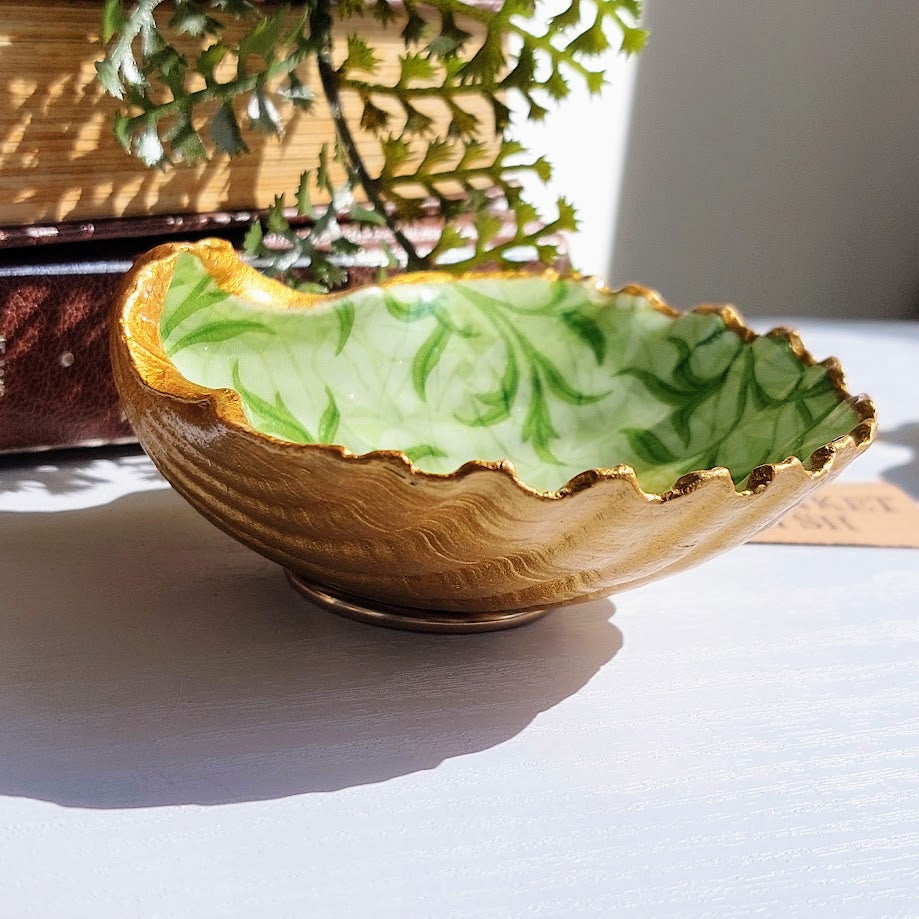 Australian scallop shell trinket dish William Morris Scroll