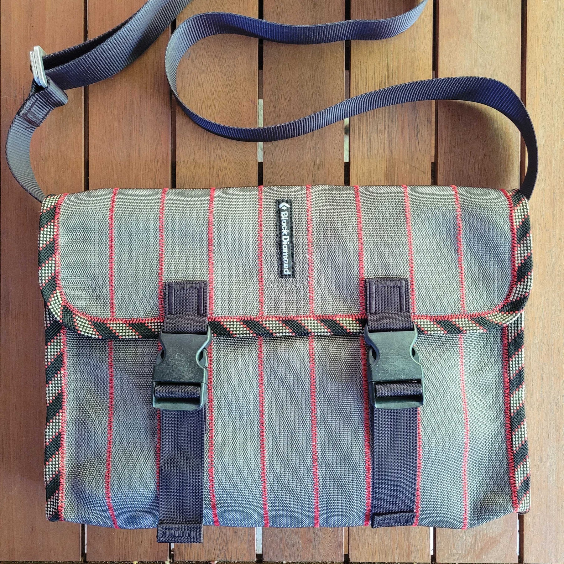 Upcycled Laptop Bag [Grey/Red]