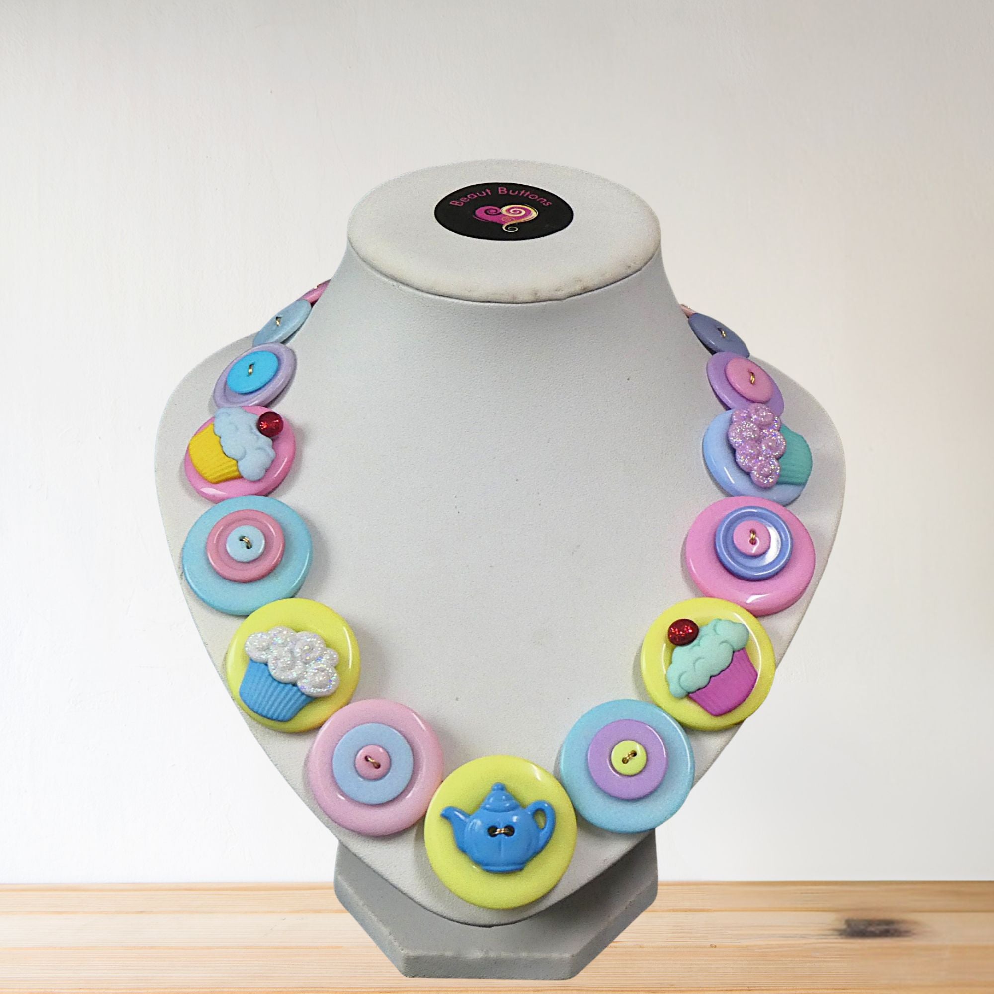 Colourful Button necklace - Tea Time