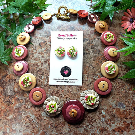 Button necklace and earrings - Wooden it be Lovely