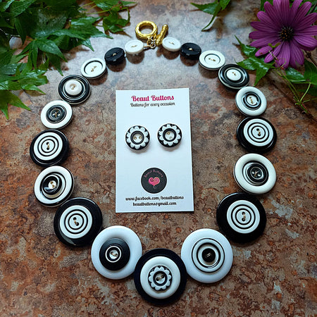 Black and white button necklace and earrings