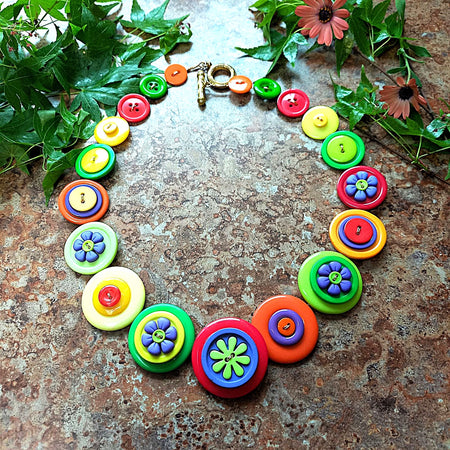 Button necklace - Summer Flowers