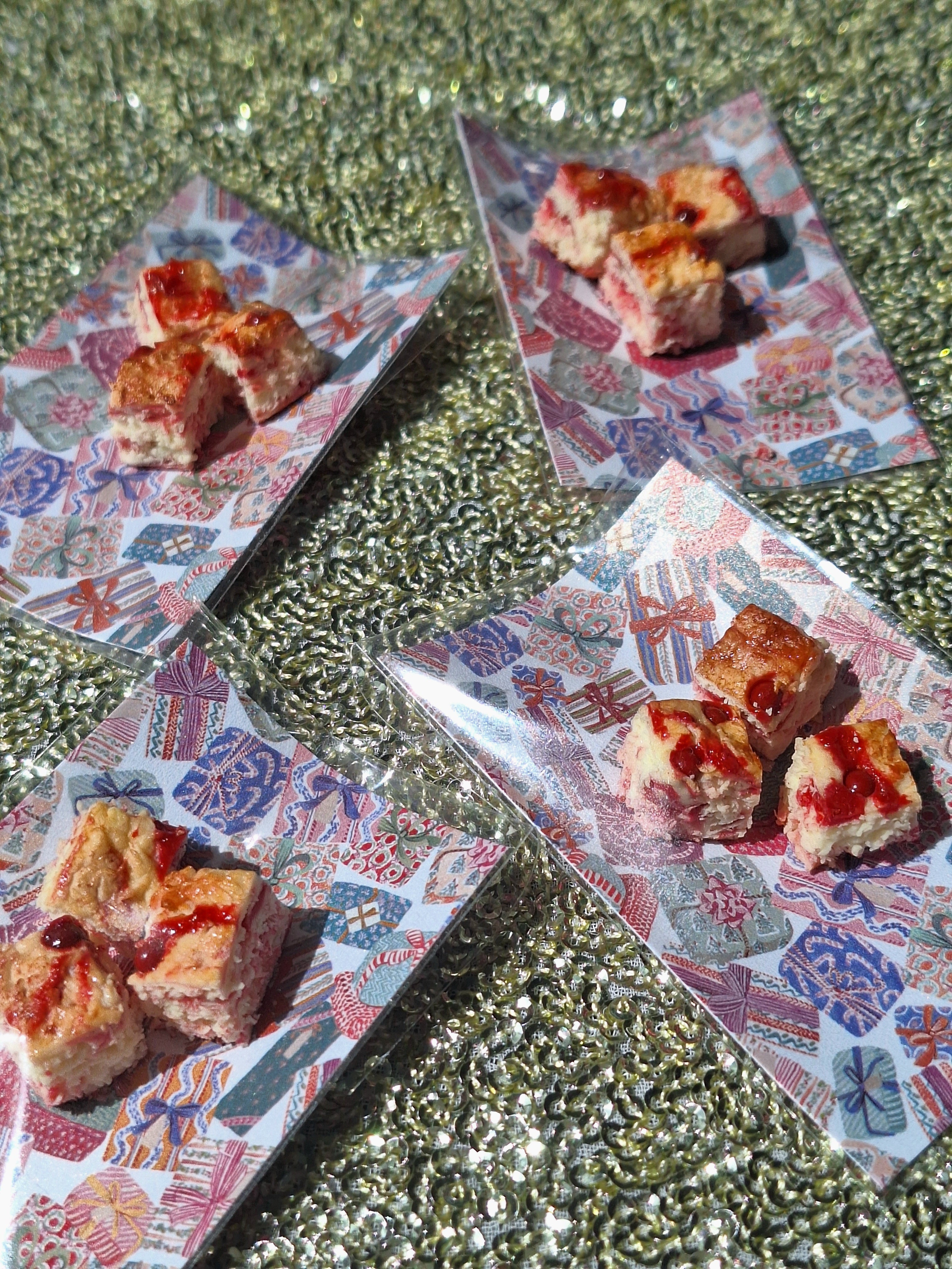 3 Pcs CRANBERRY CAKE