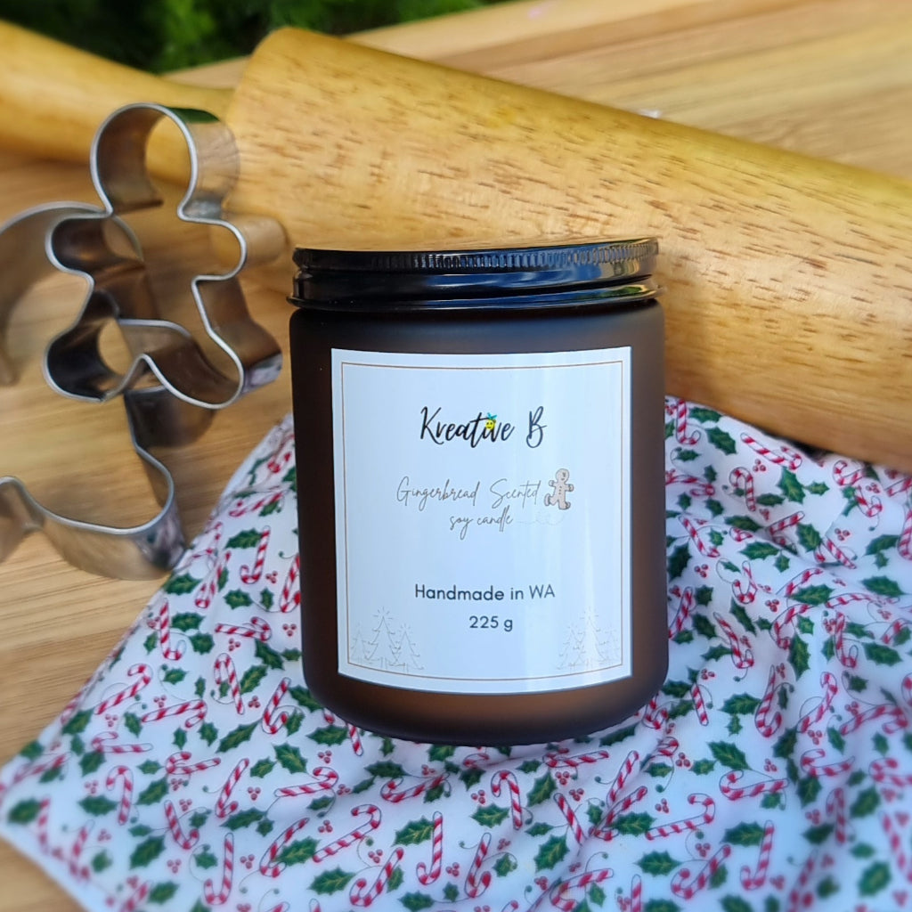 Festive Gingerbread soy candle