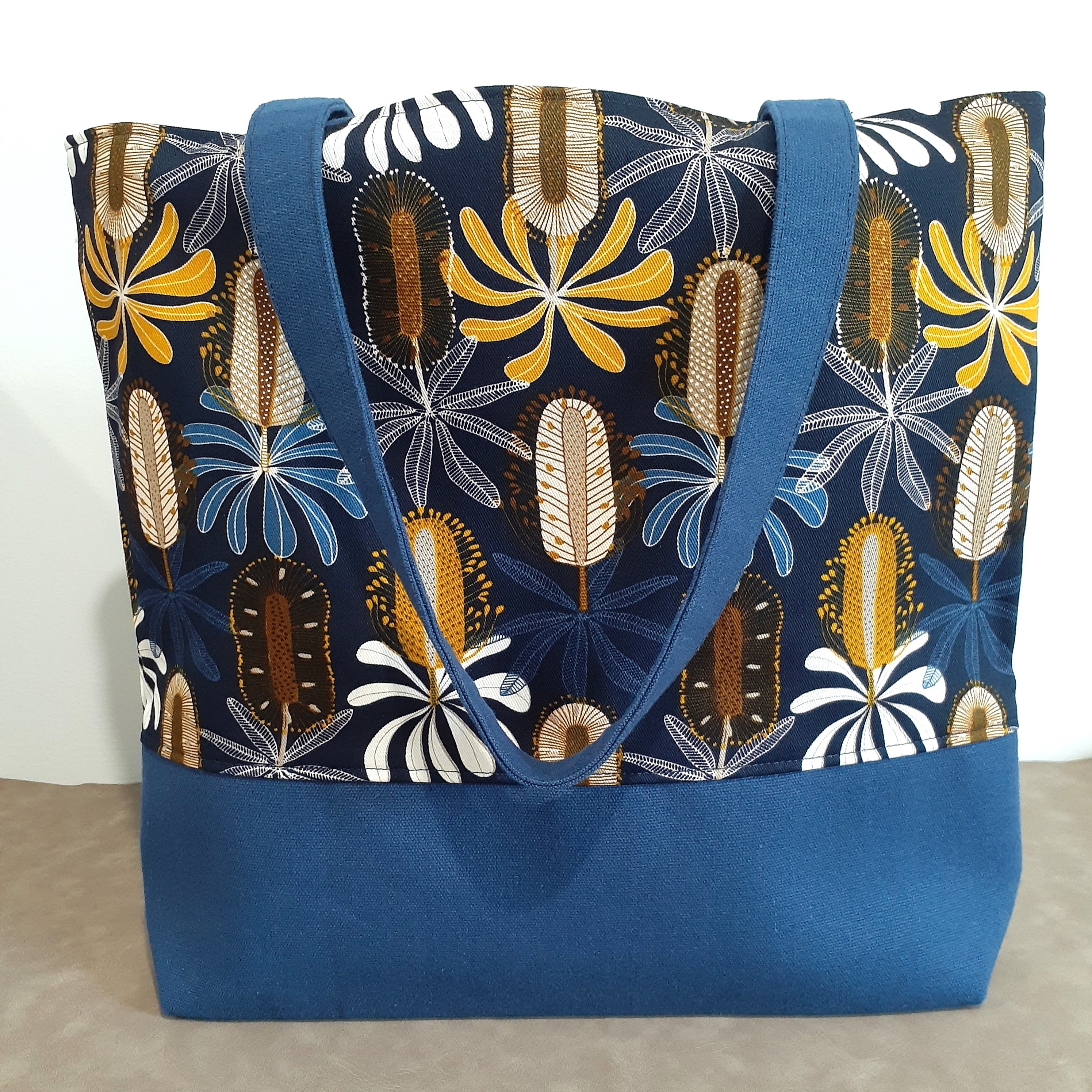 Banksia Blues – Medium Sized Tote Bag