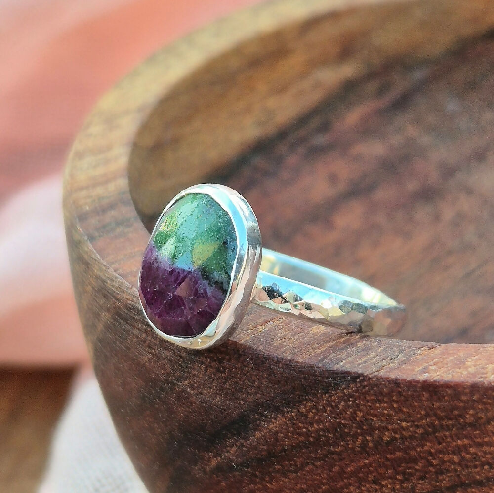 Ruby in Zoisite Ring P MI5