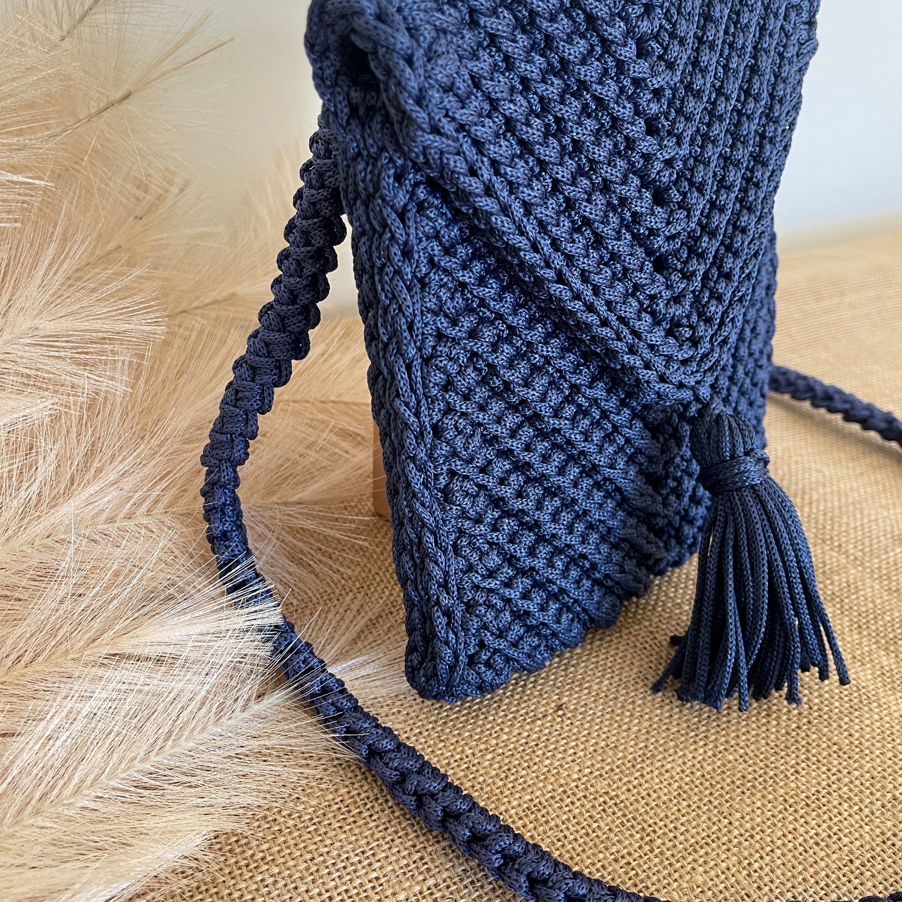 Handmade Crochet Crossbody Bag, size 18x17cm